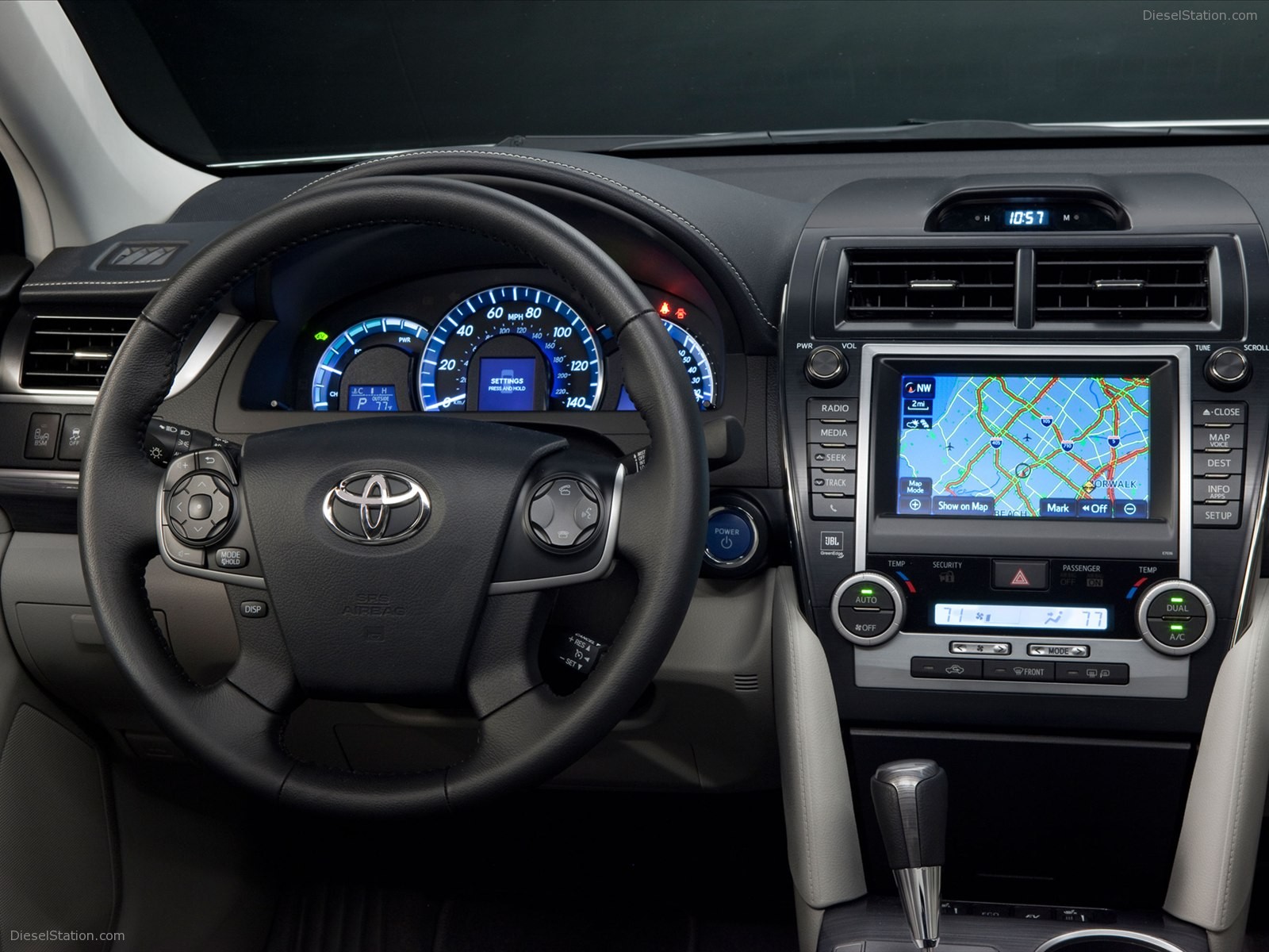 Toyota Camry Hybrid 2012