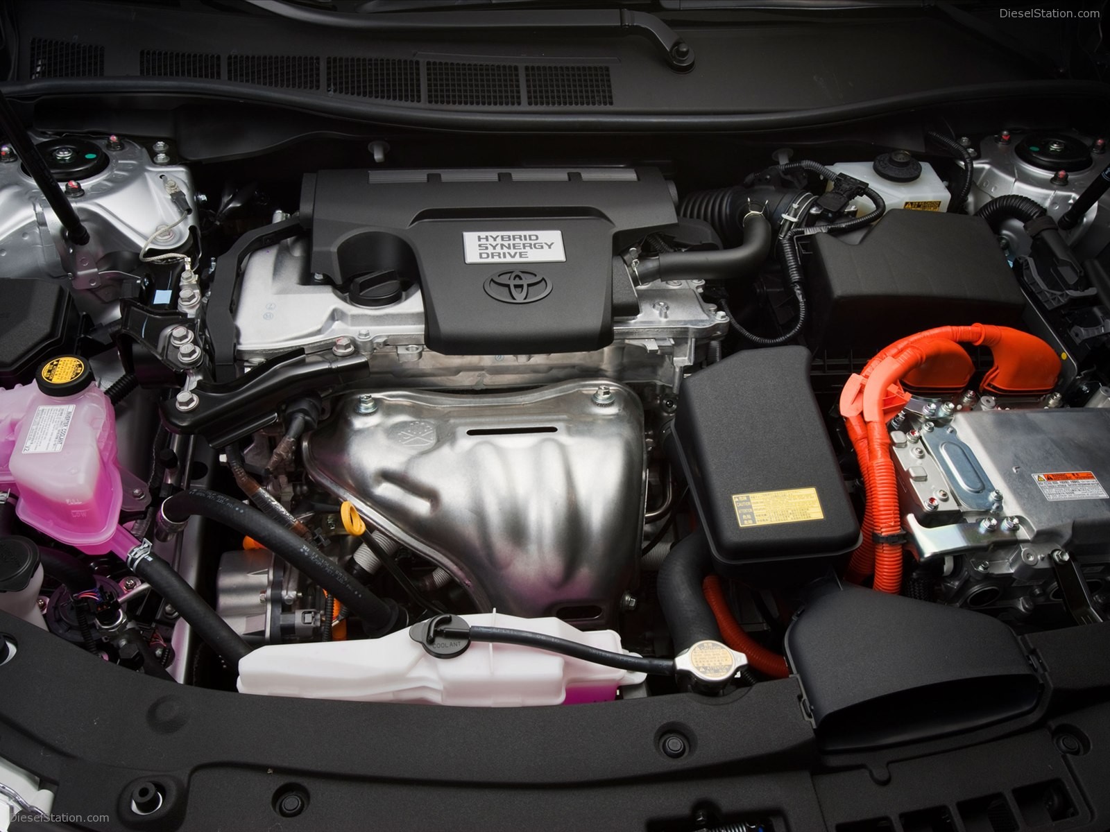 Toyota Camry Hybrid 2012