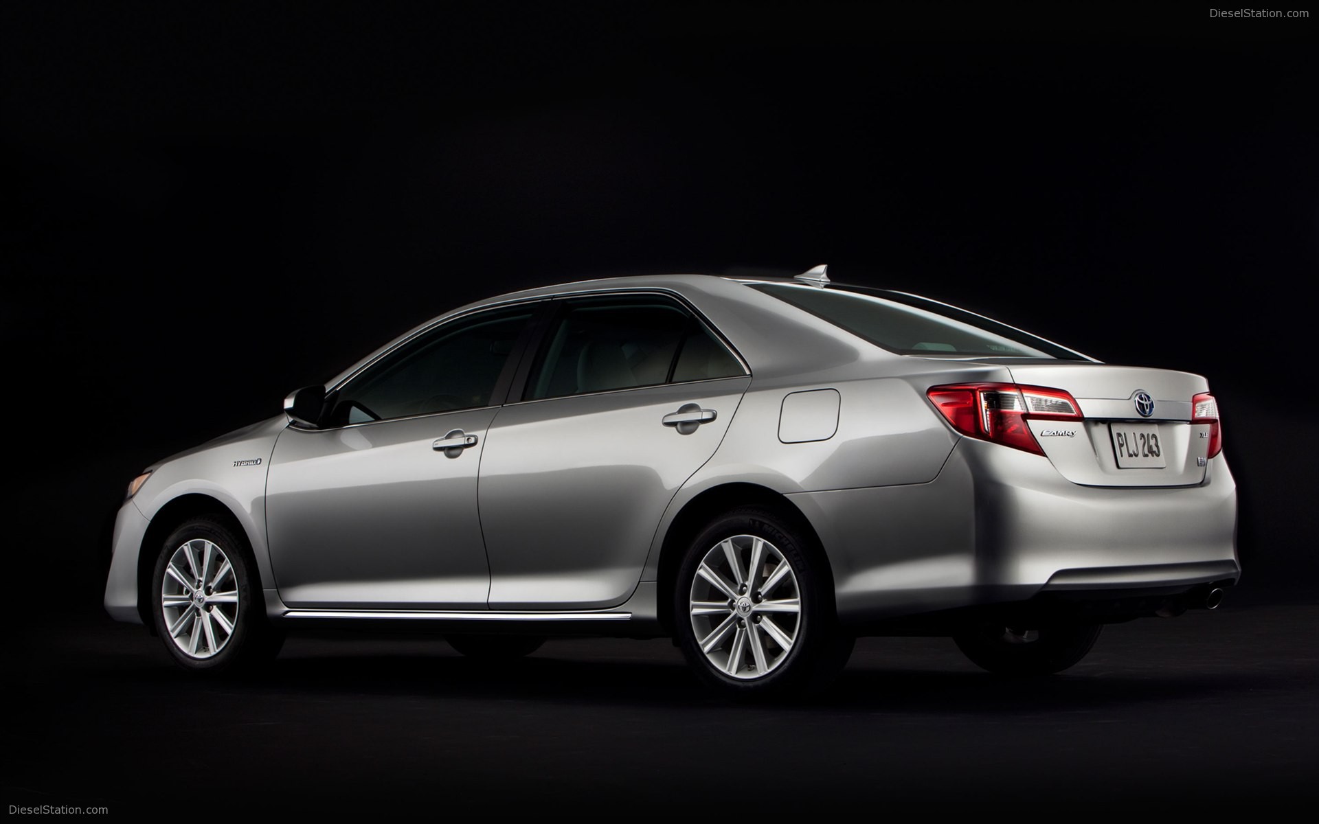 Toyota Camry Hybrid 2012