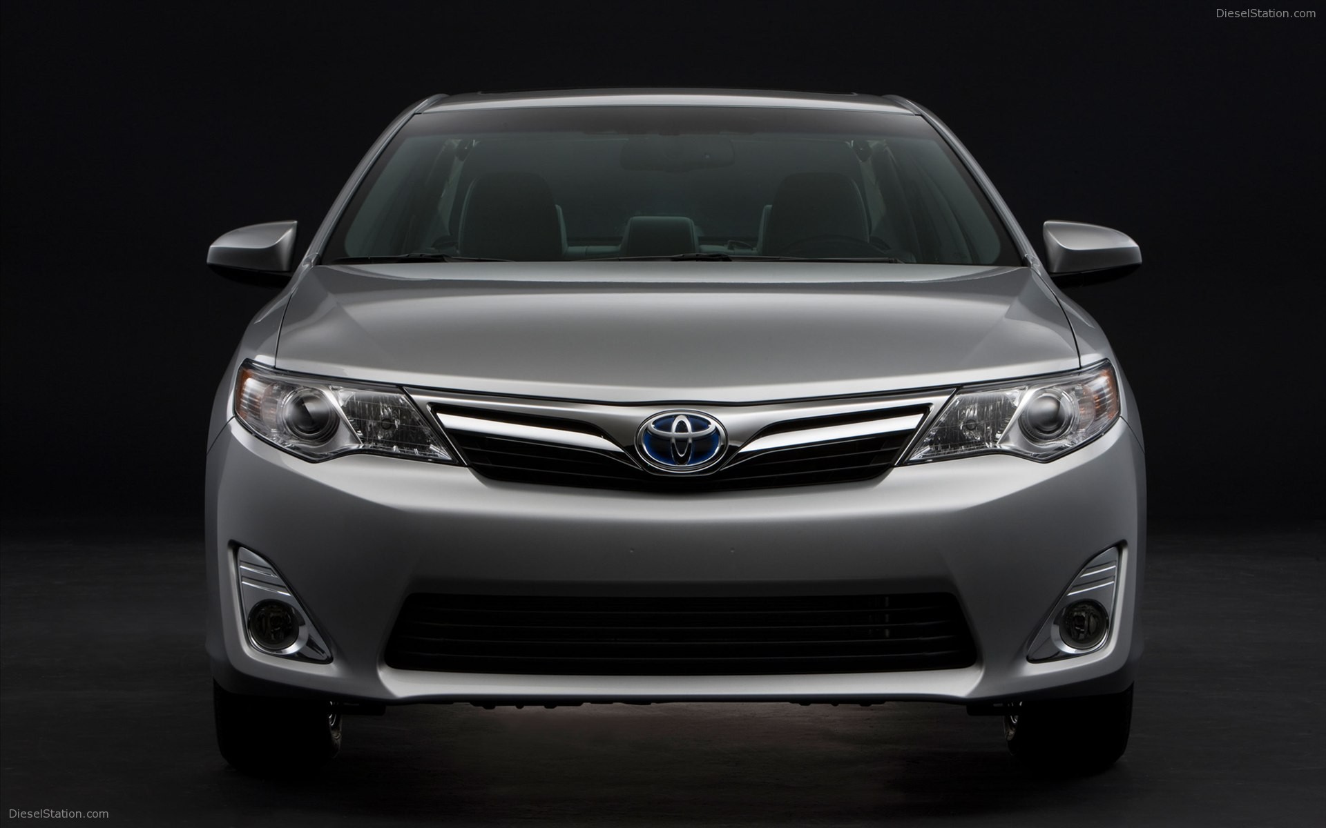 Toyota Camry Hybrid 2012