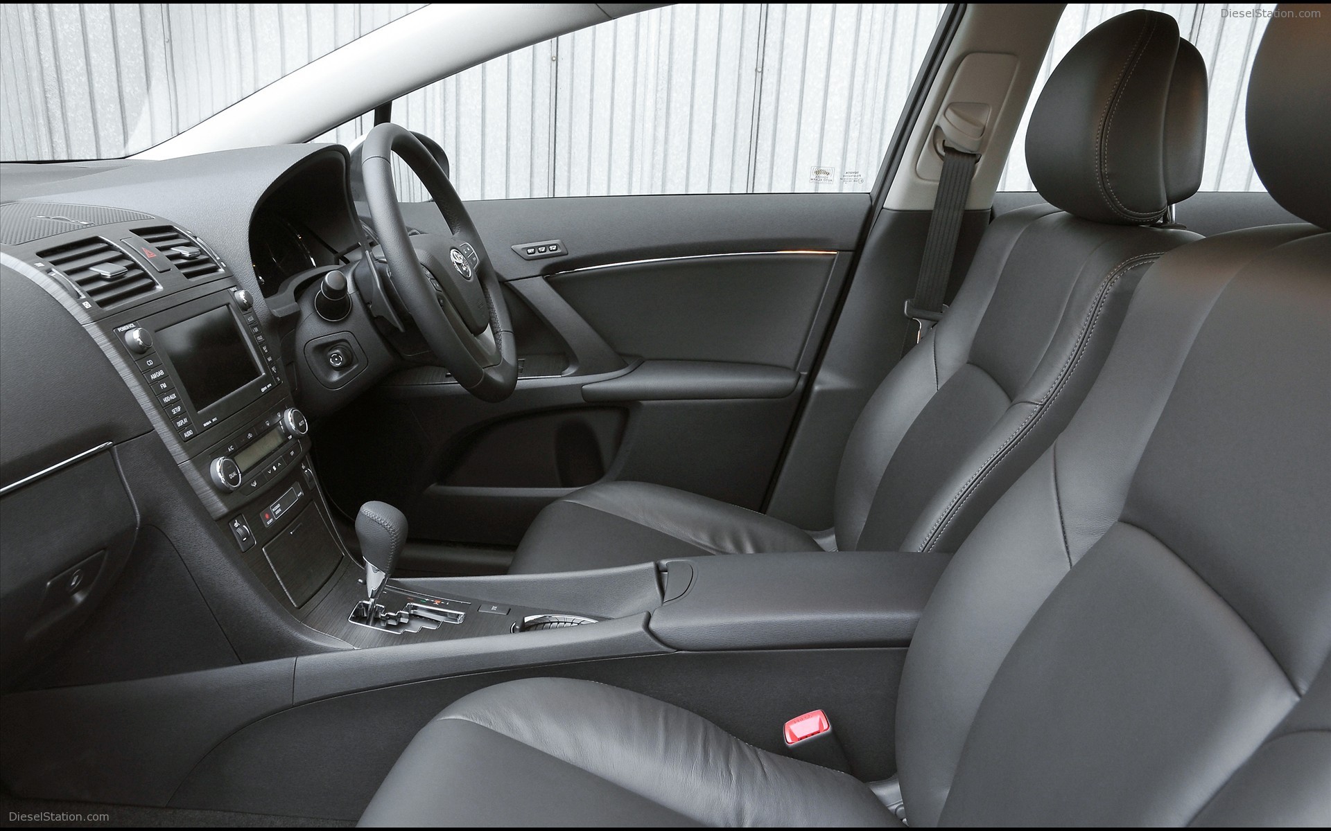 Toyota Expands Engine Line-Up For New Avensis