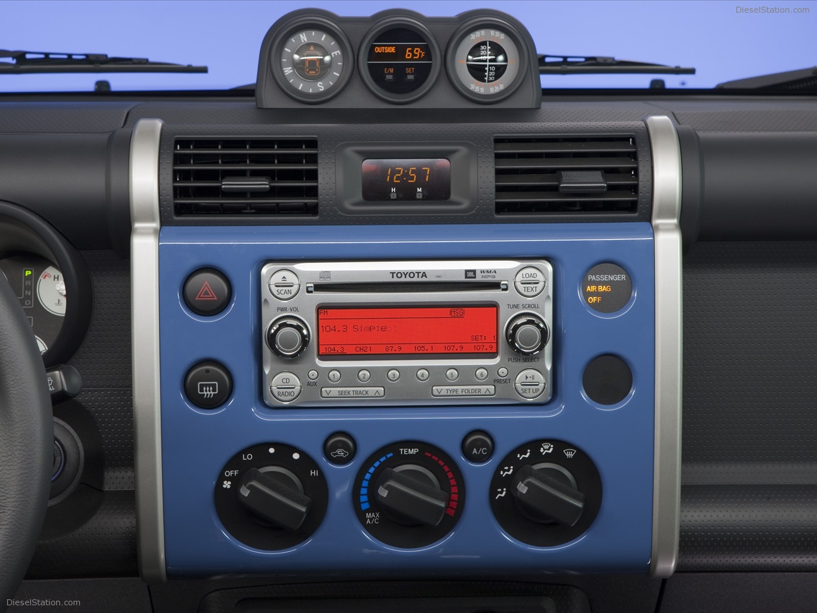 Toyota FJ Cruiser 2012