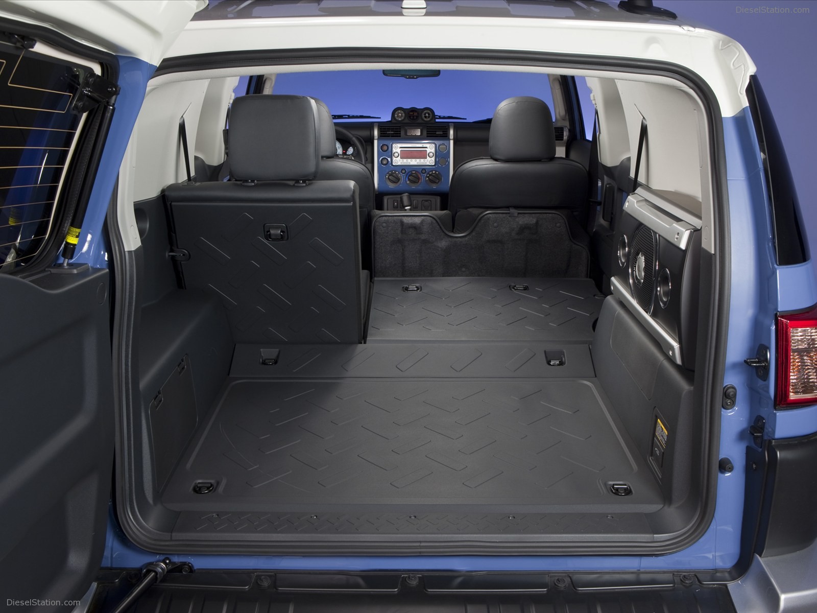 Toyota FJ Cruiser 2012