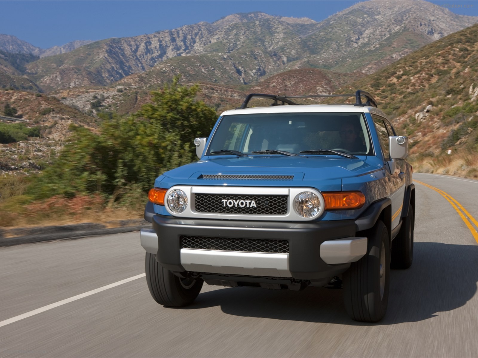 Toyota FJ Cruiser 2012