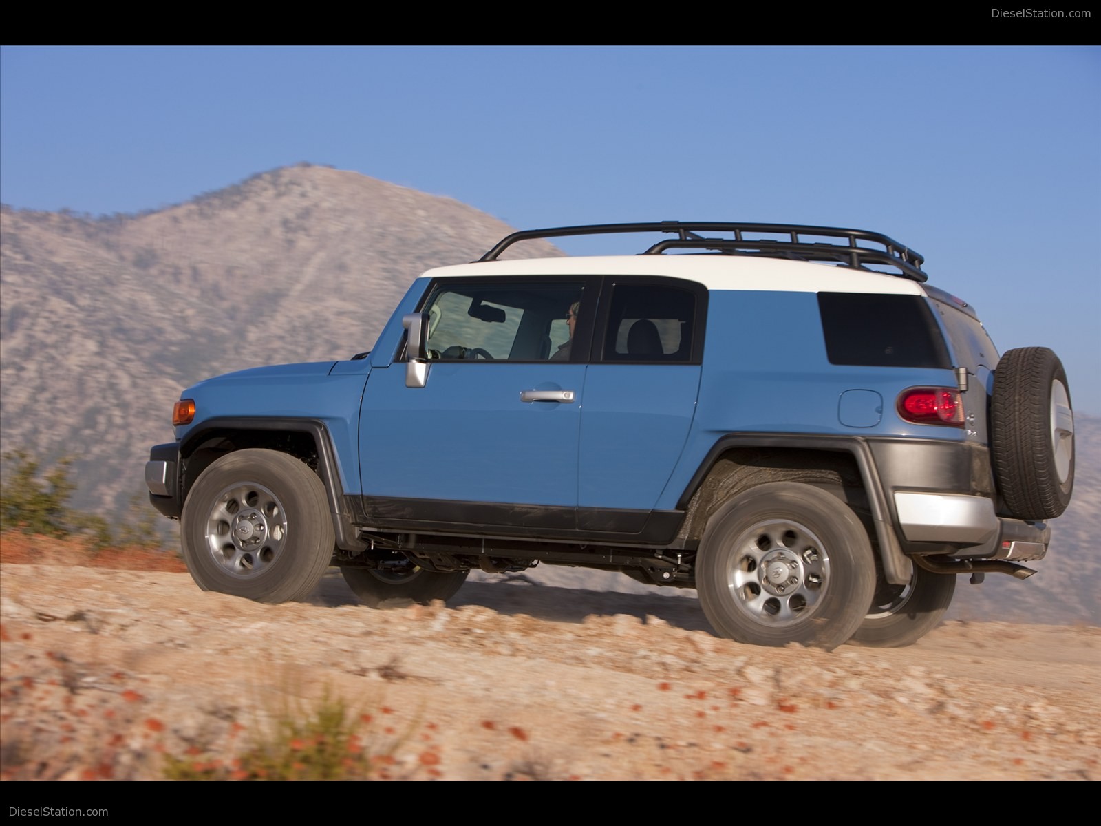 Toyota FJ Cruiser 2012