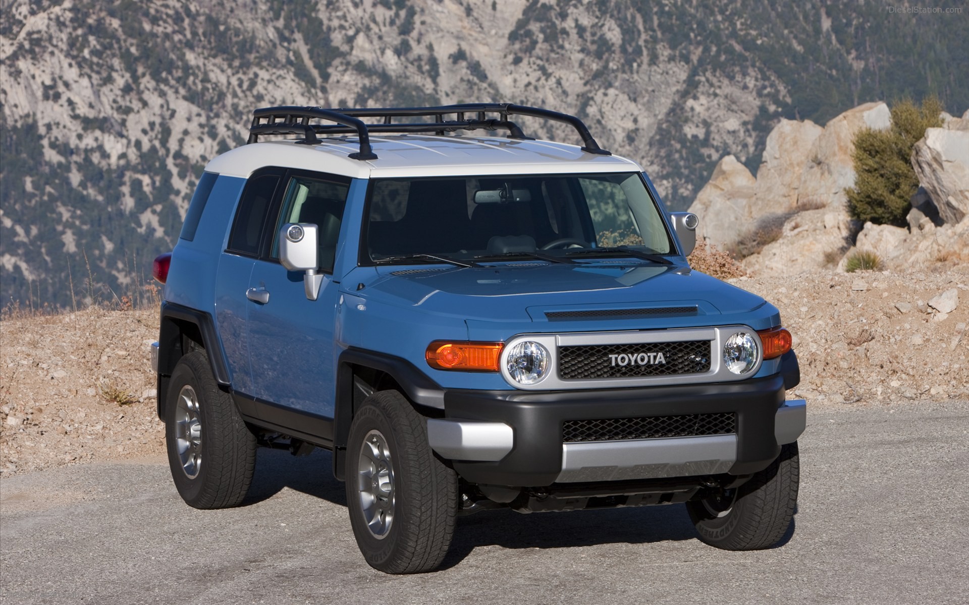 Toyota FJ Cruiser 2012