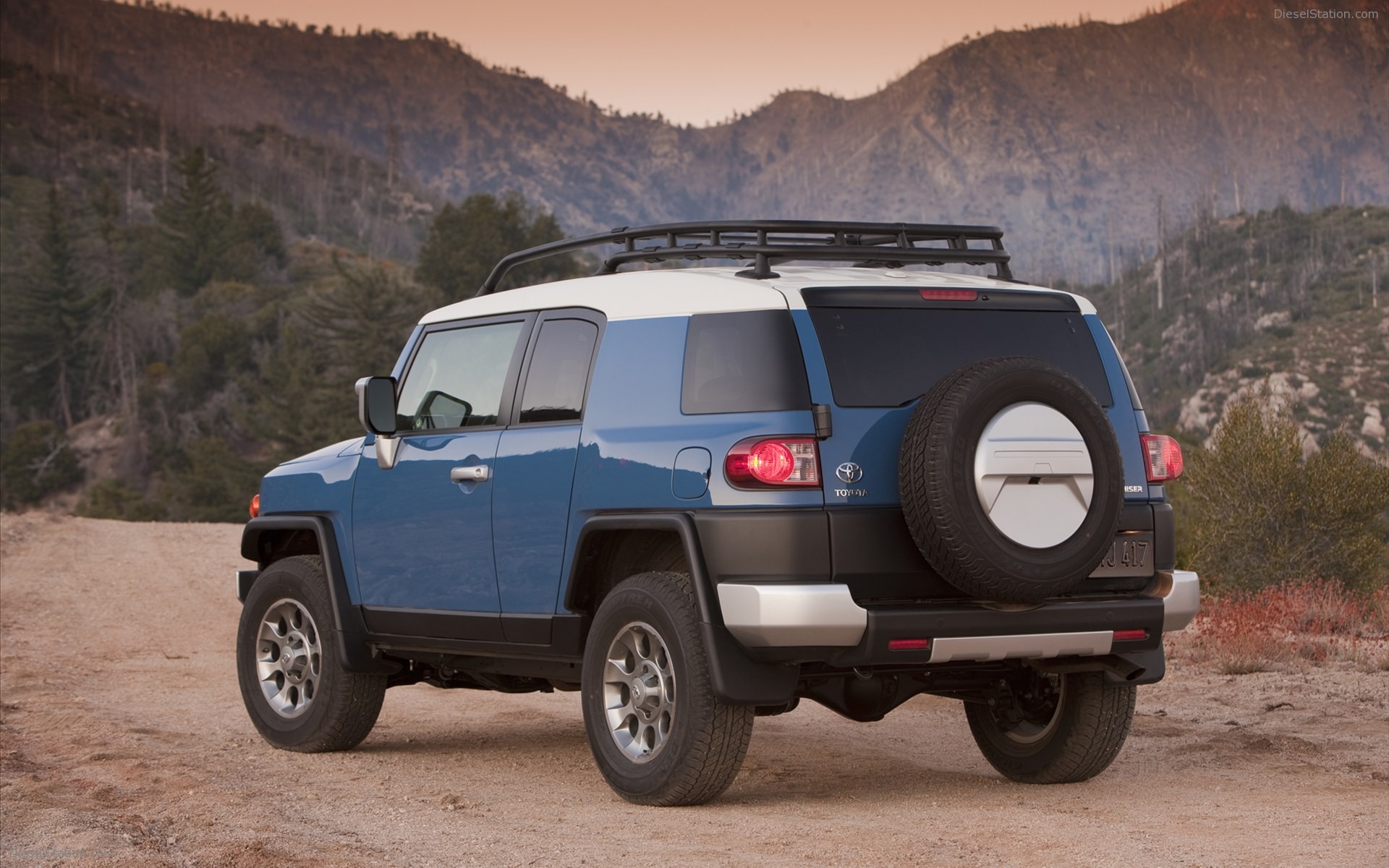 Toyota FJ Cruiser 2012