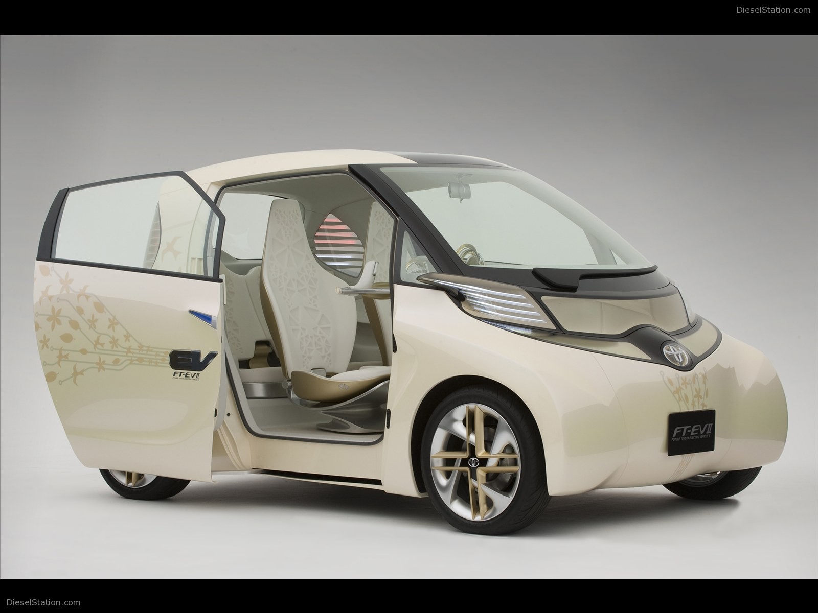 Toyota FT-EVII Concept