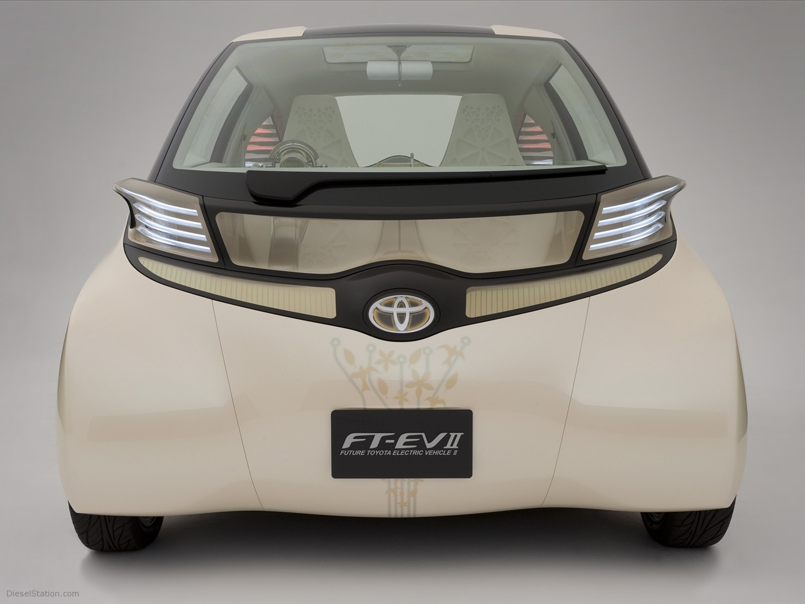 Toyota FT-EVII Concept