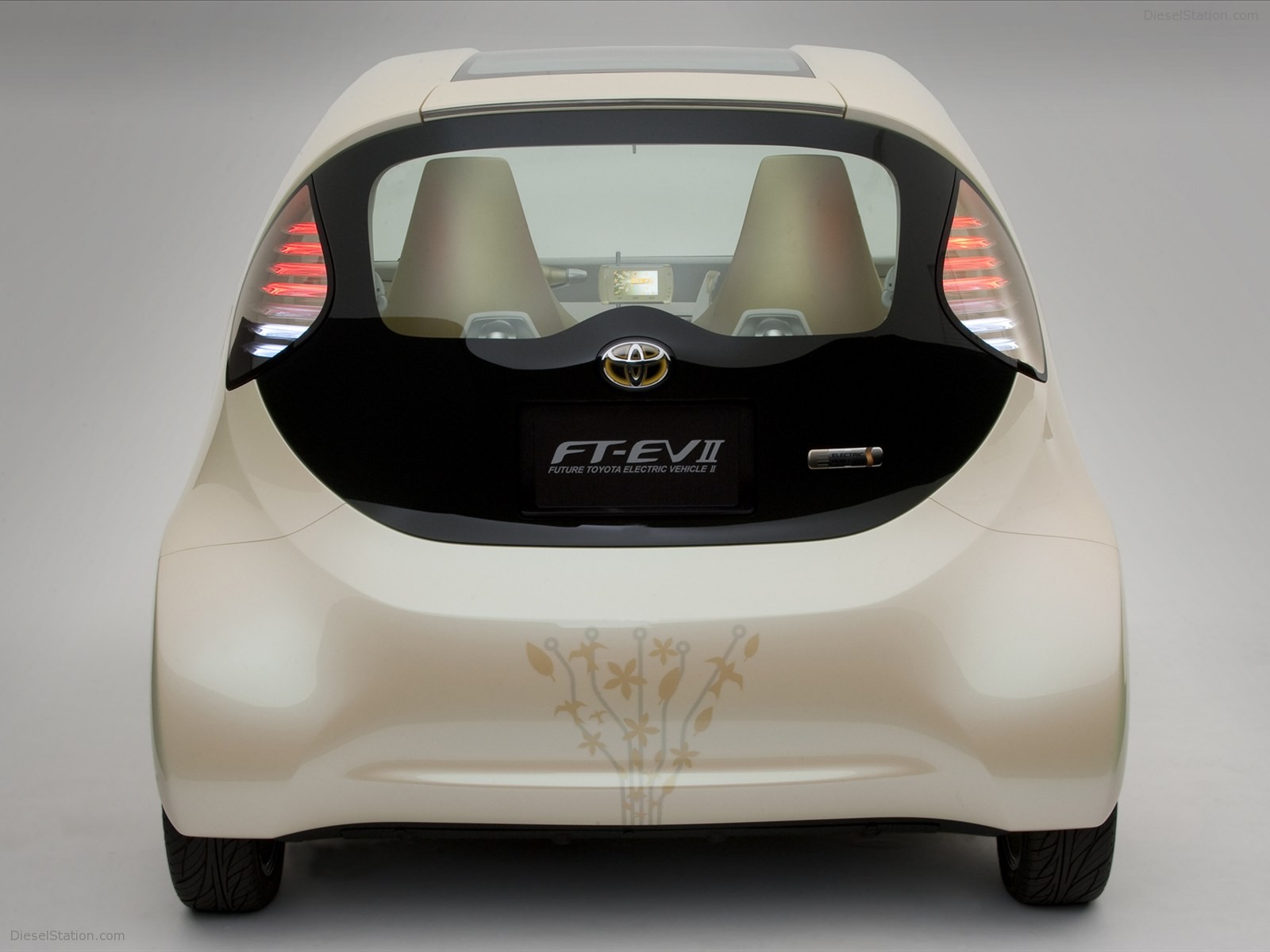 Toyota FT-EVII Concept