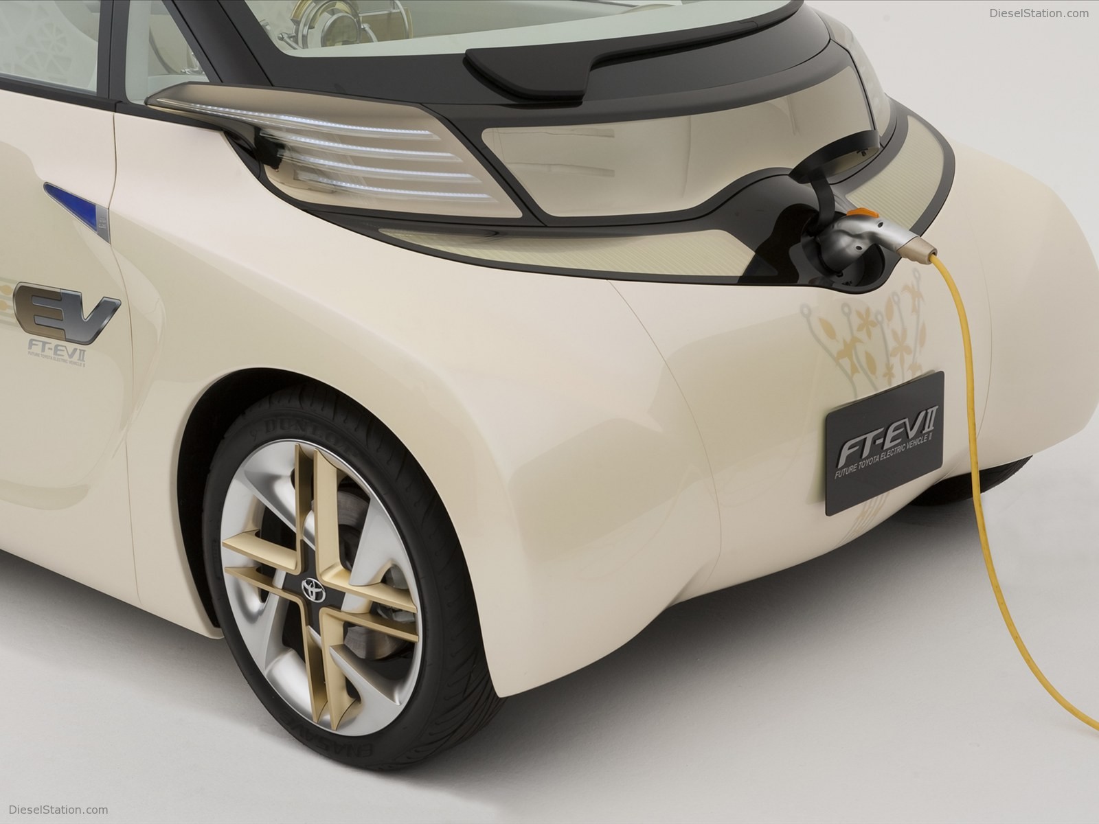 Toyota FT-EVII Concept