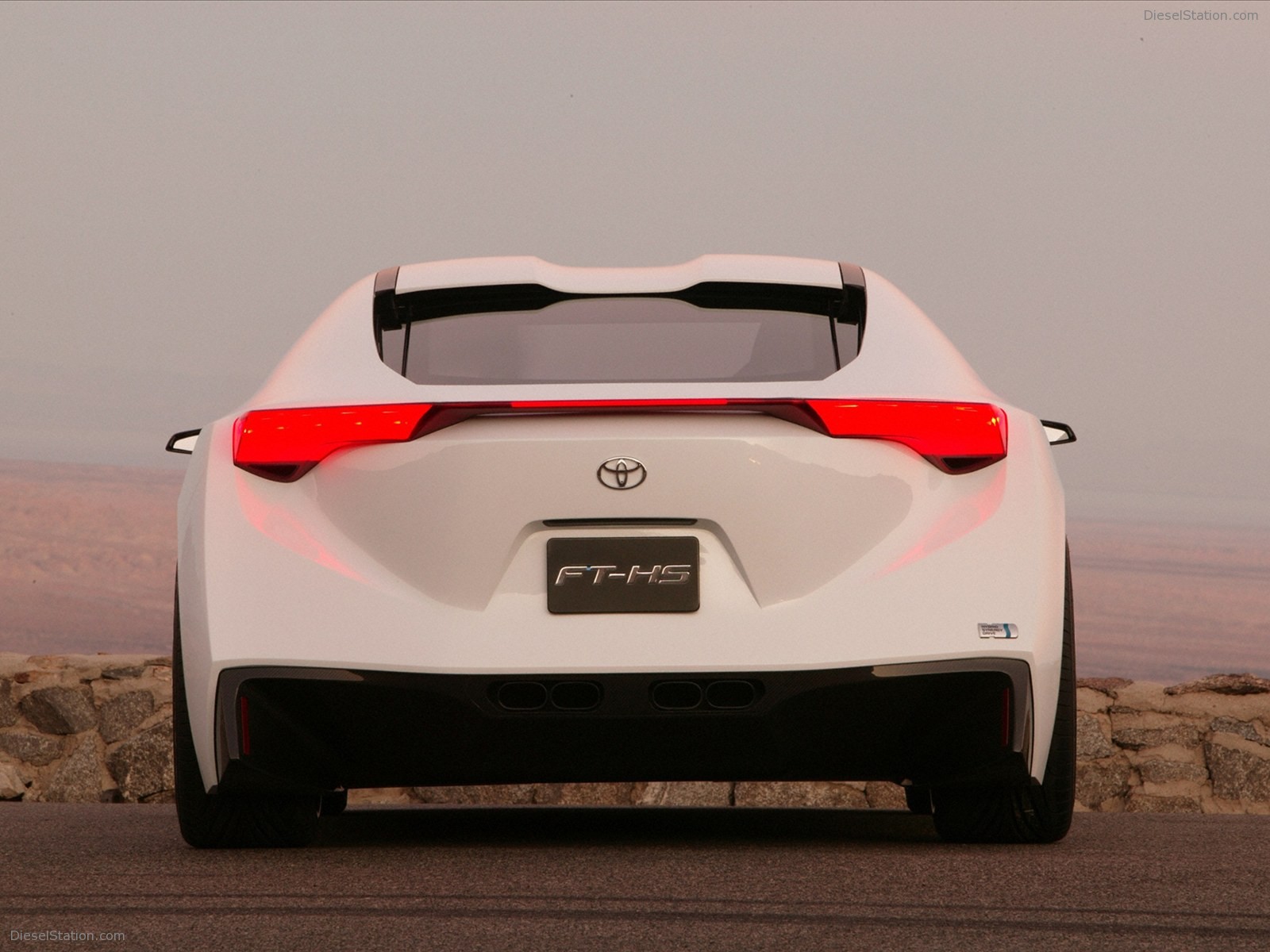 Toyota FT HS 2007