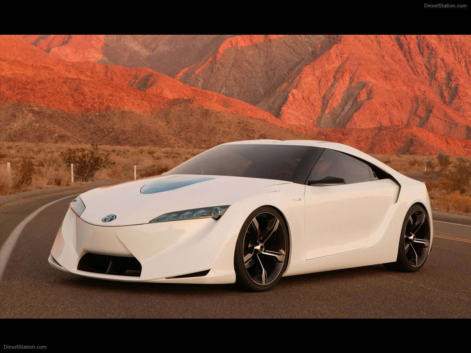 Toyota FT HS 2007