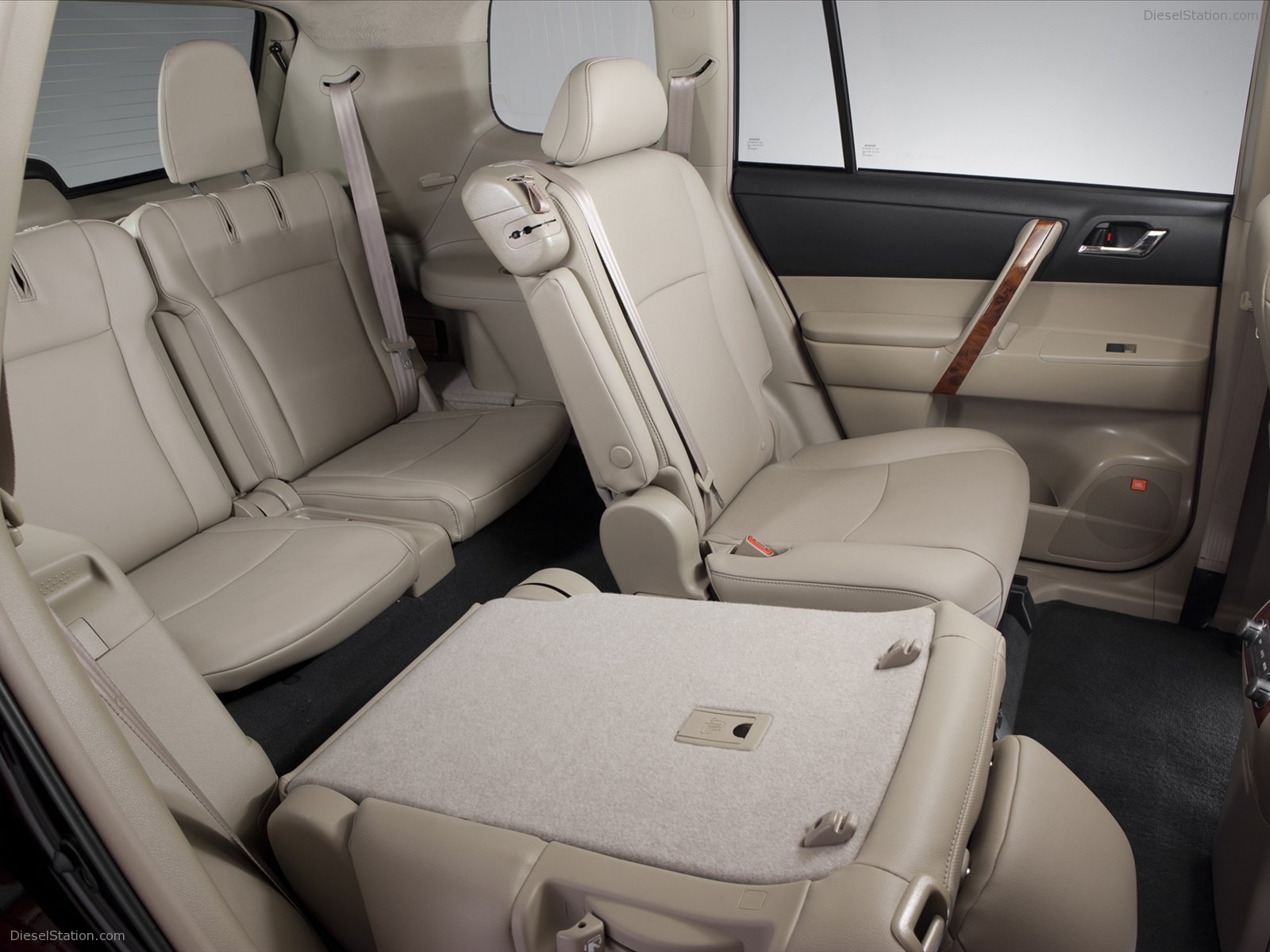 Toyota Highlander 2011