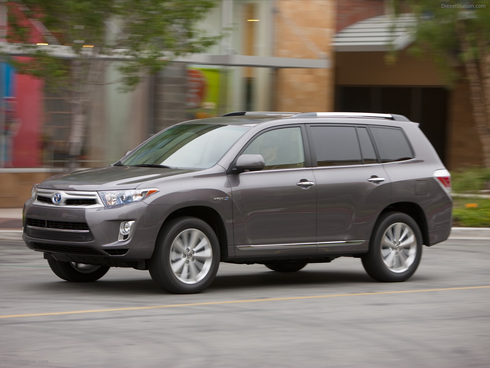 Toyota Highlander Hybrid 2011