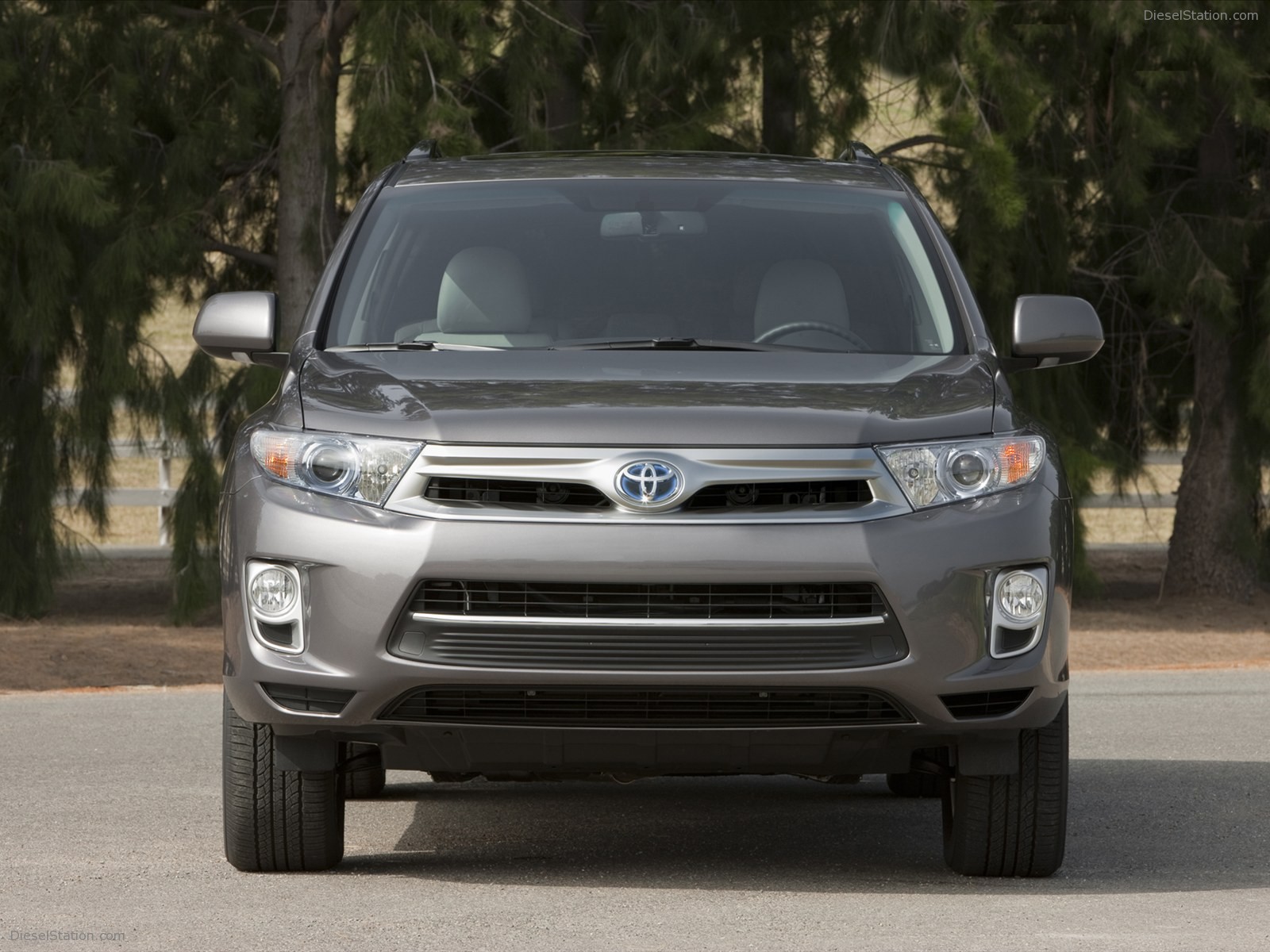 Toyota Highlander Hybrid 2011