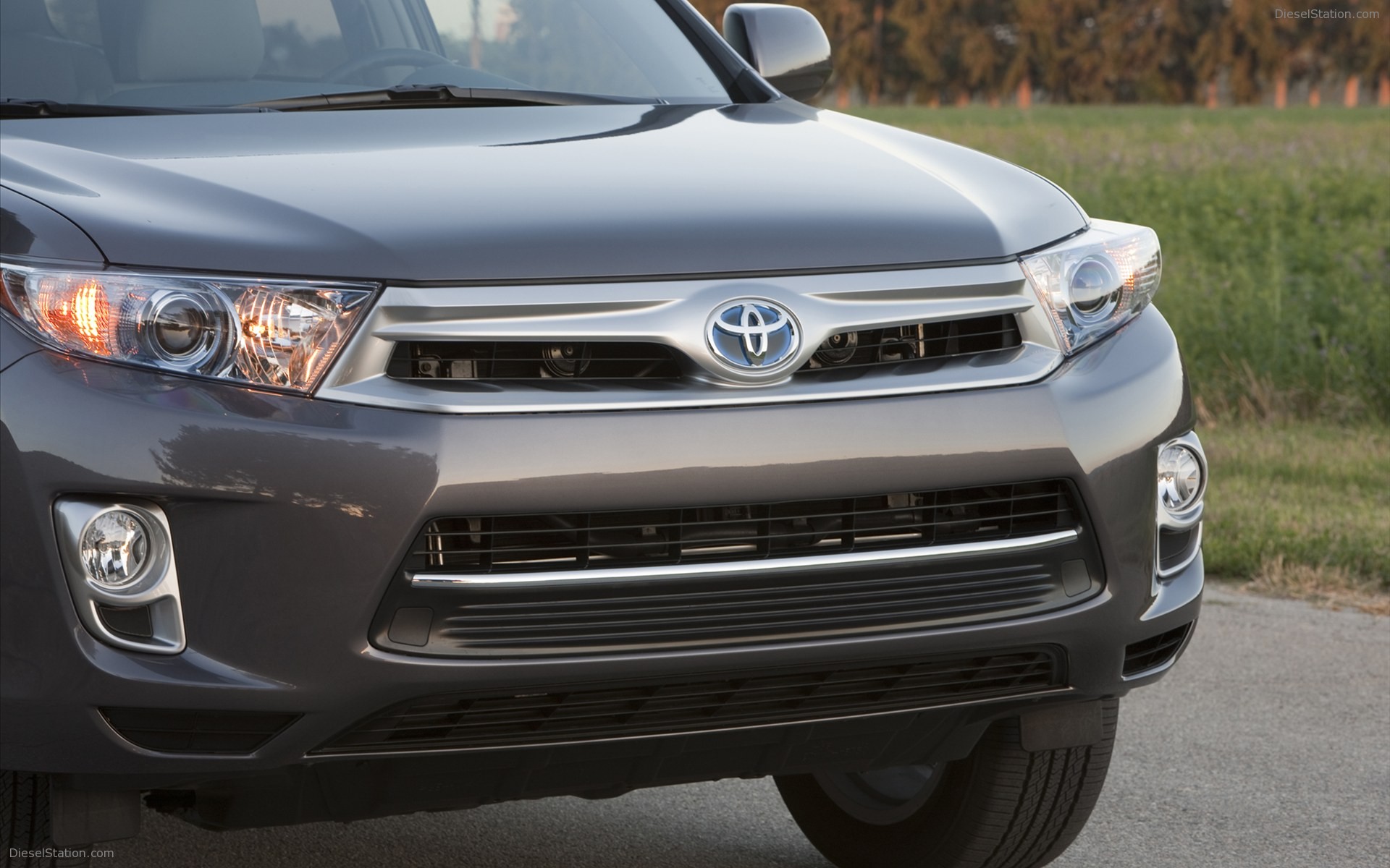 Toyota Highlander Hybrid 2011