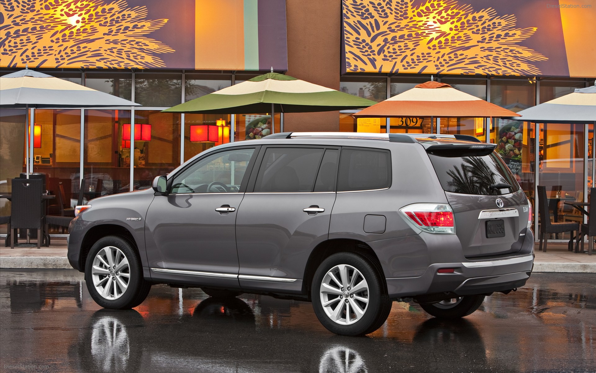 Toyota Highlander Hybrid 2011