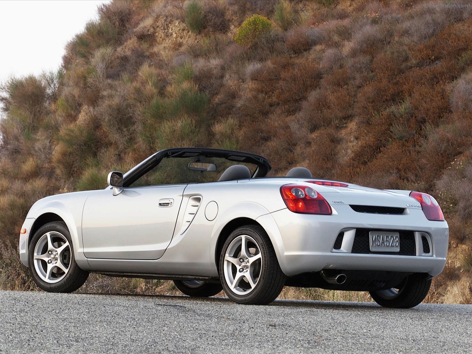 Toyota MR2 Spyder (2005)