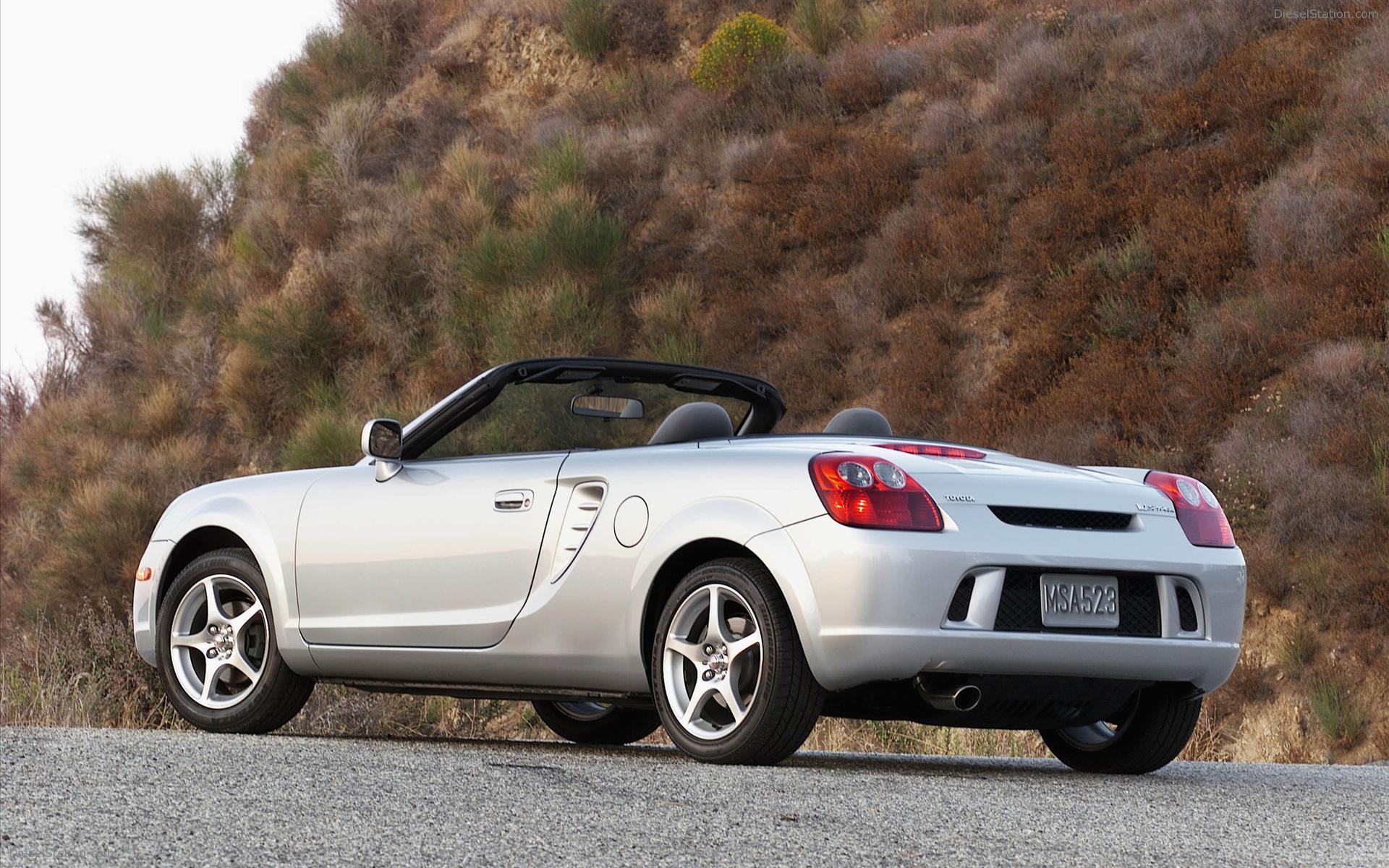 Toyota MR2 Spyder (2005)