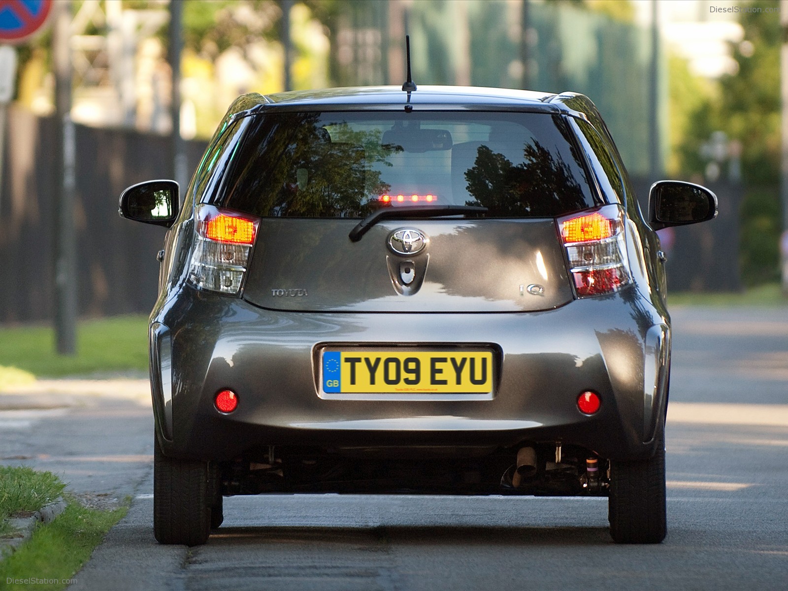 New Toyota iQ3