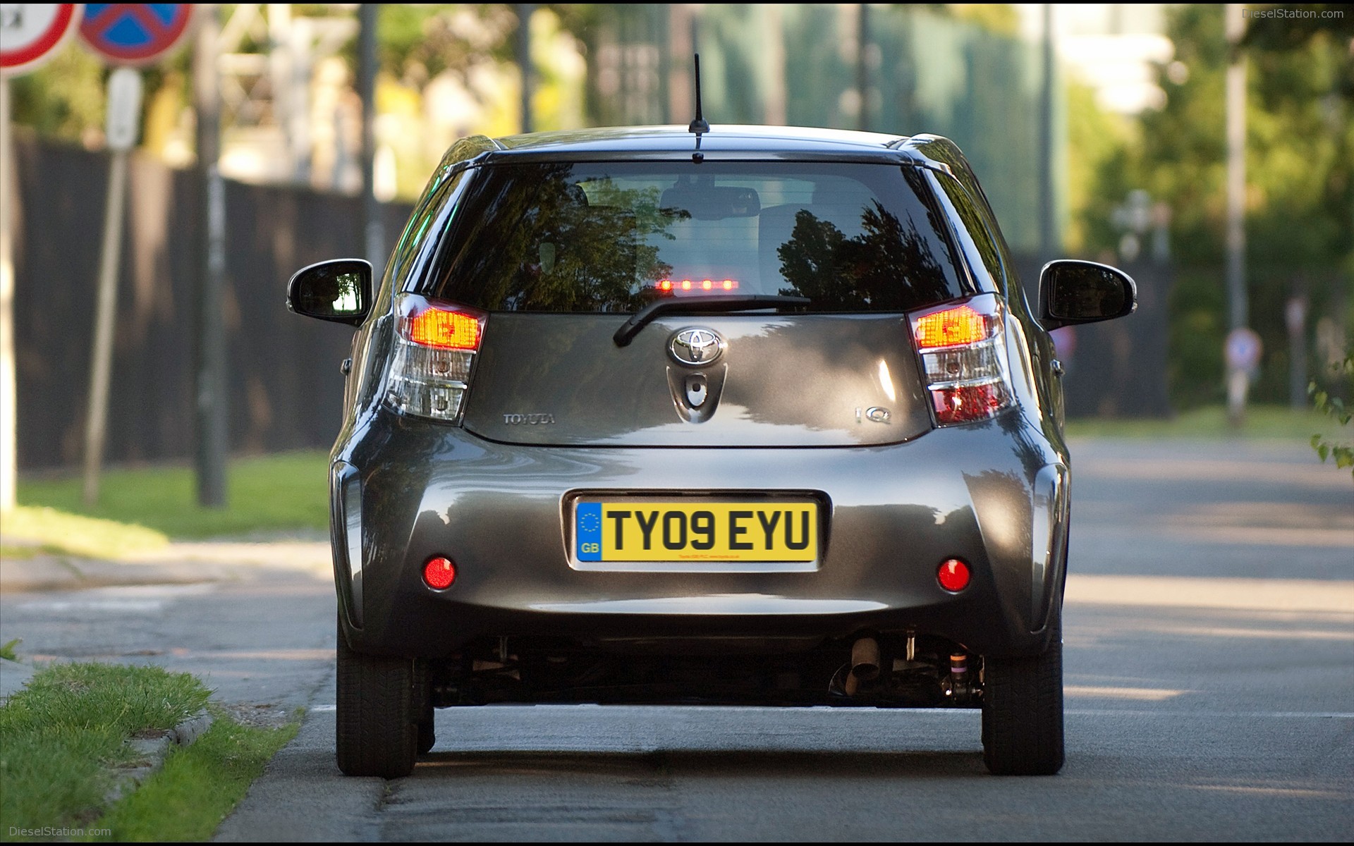 New Toyota iQ3