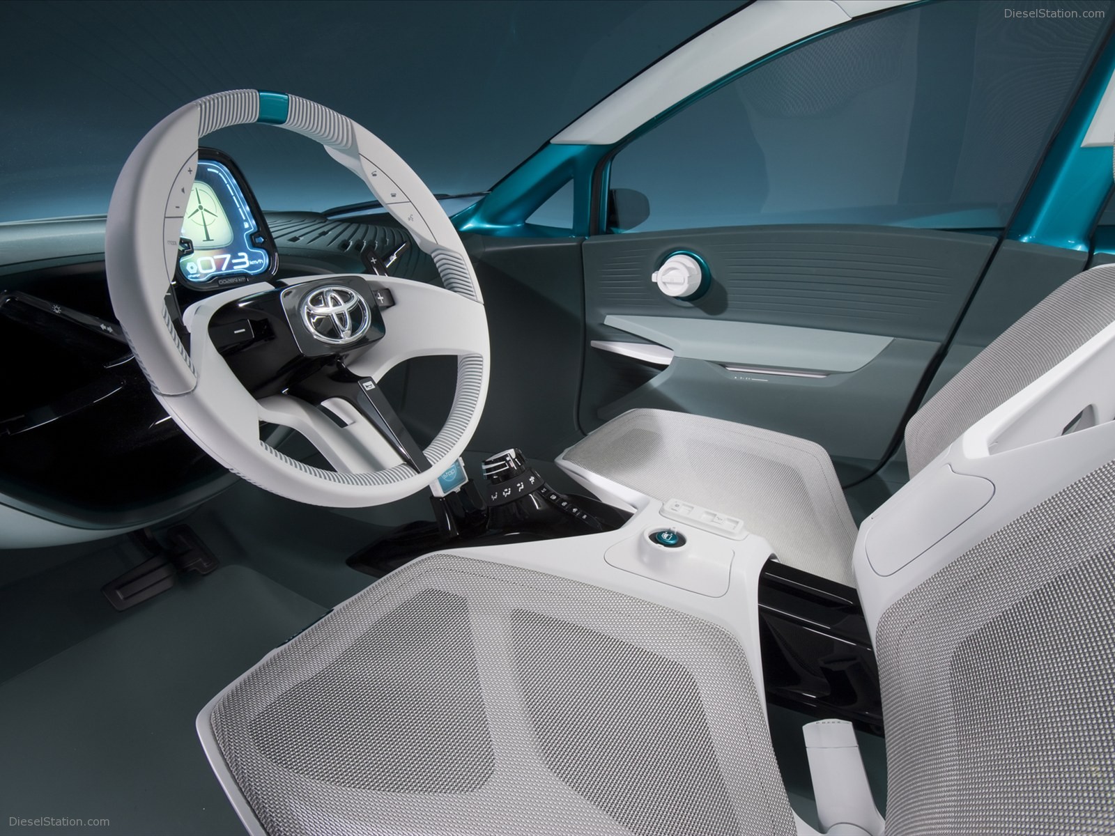Toyota Prius C Concept