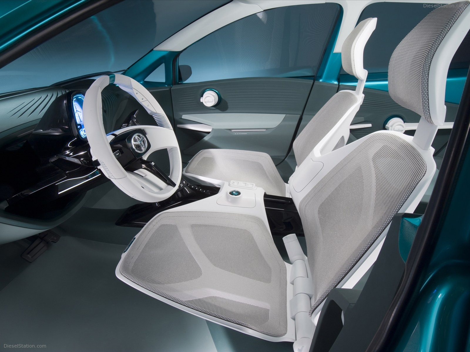 Toyota Prius C Concept