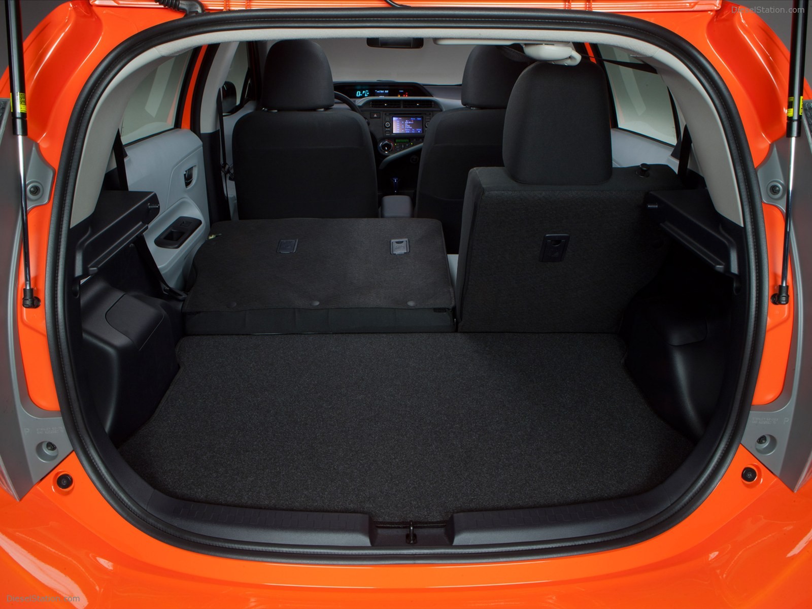 Toyota Prius C 2012