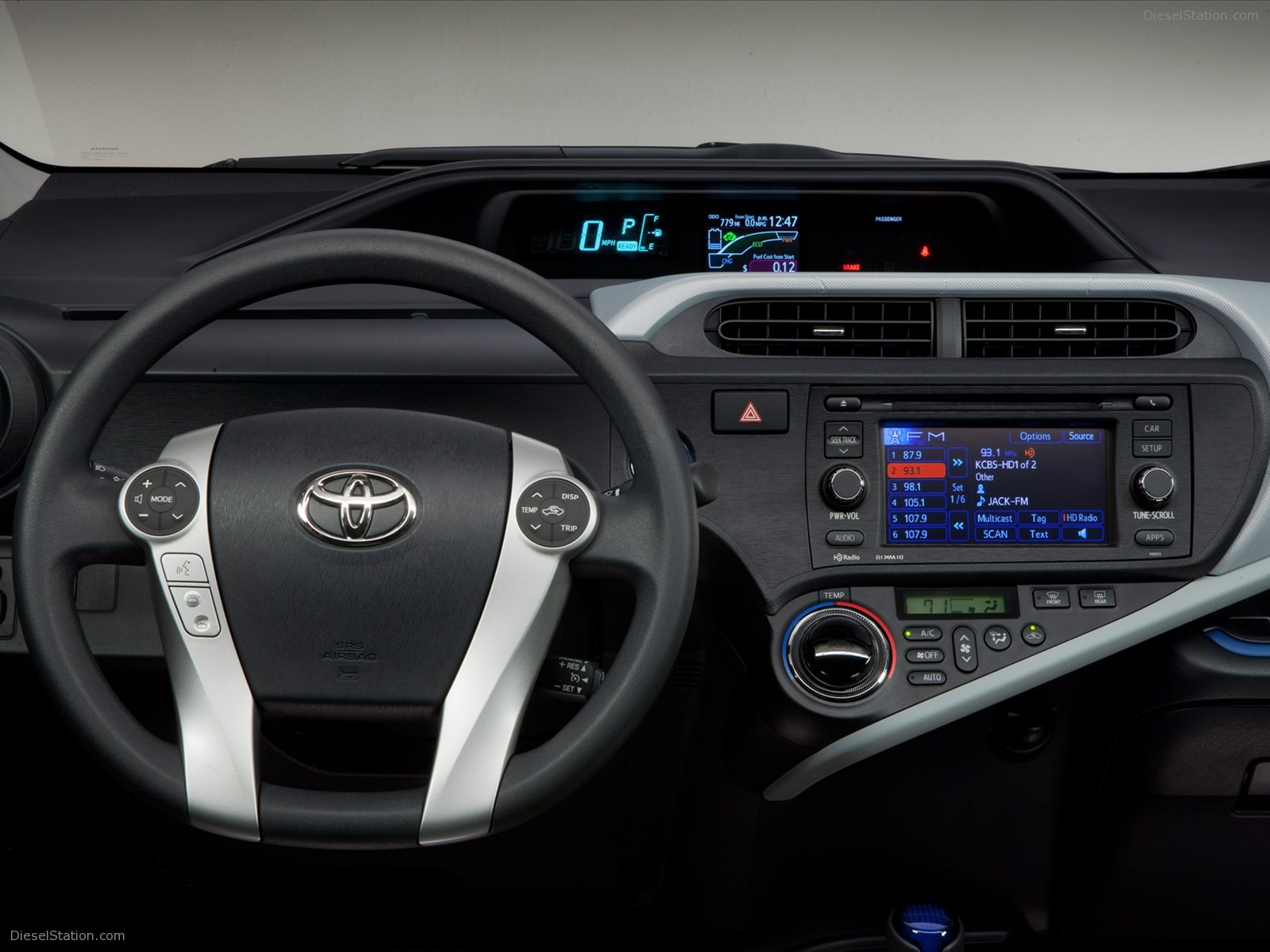 Toyota Prius C 2012