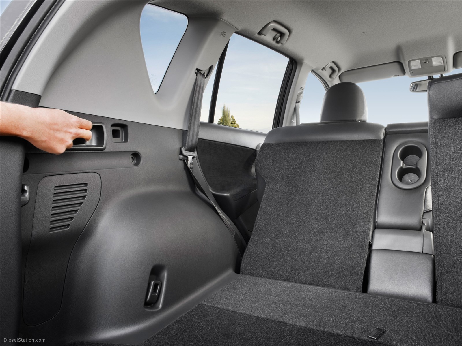 Toyota RAV4 2010
