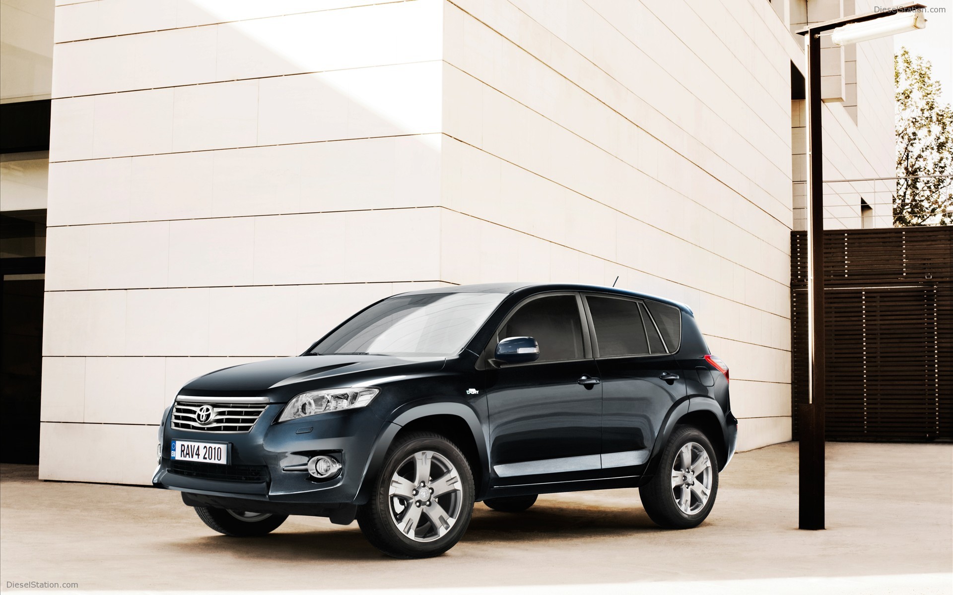 Toyota RAV4 2010