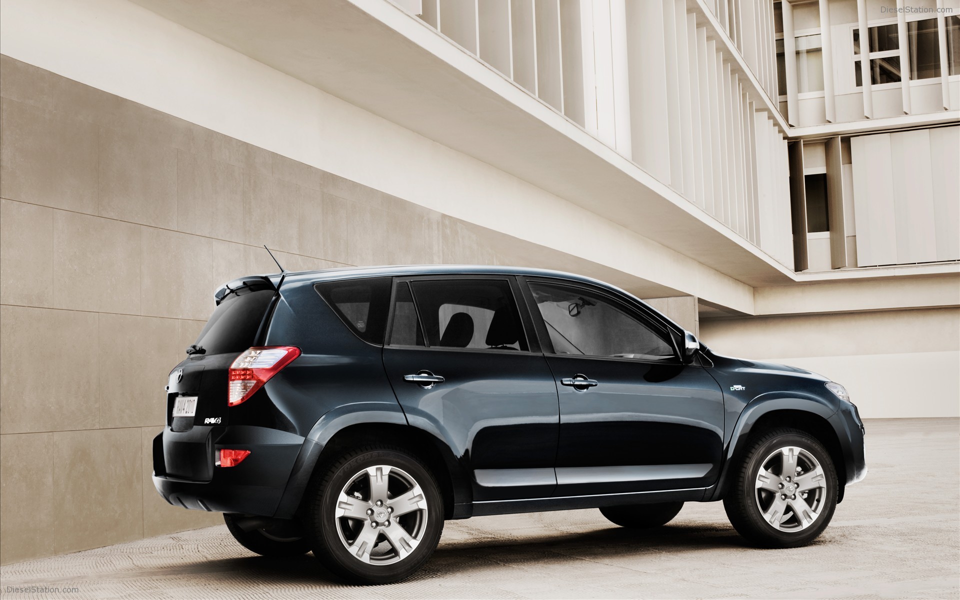Toyota RAV4 2010