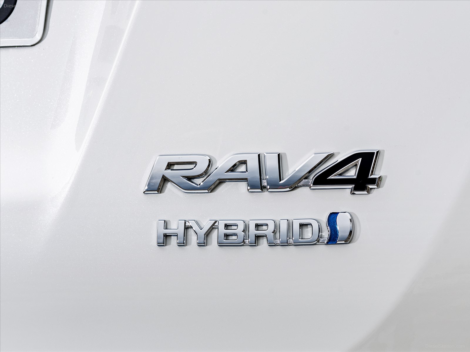 Toyota RAV4 Hybrid 2016