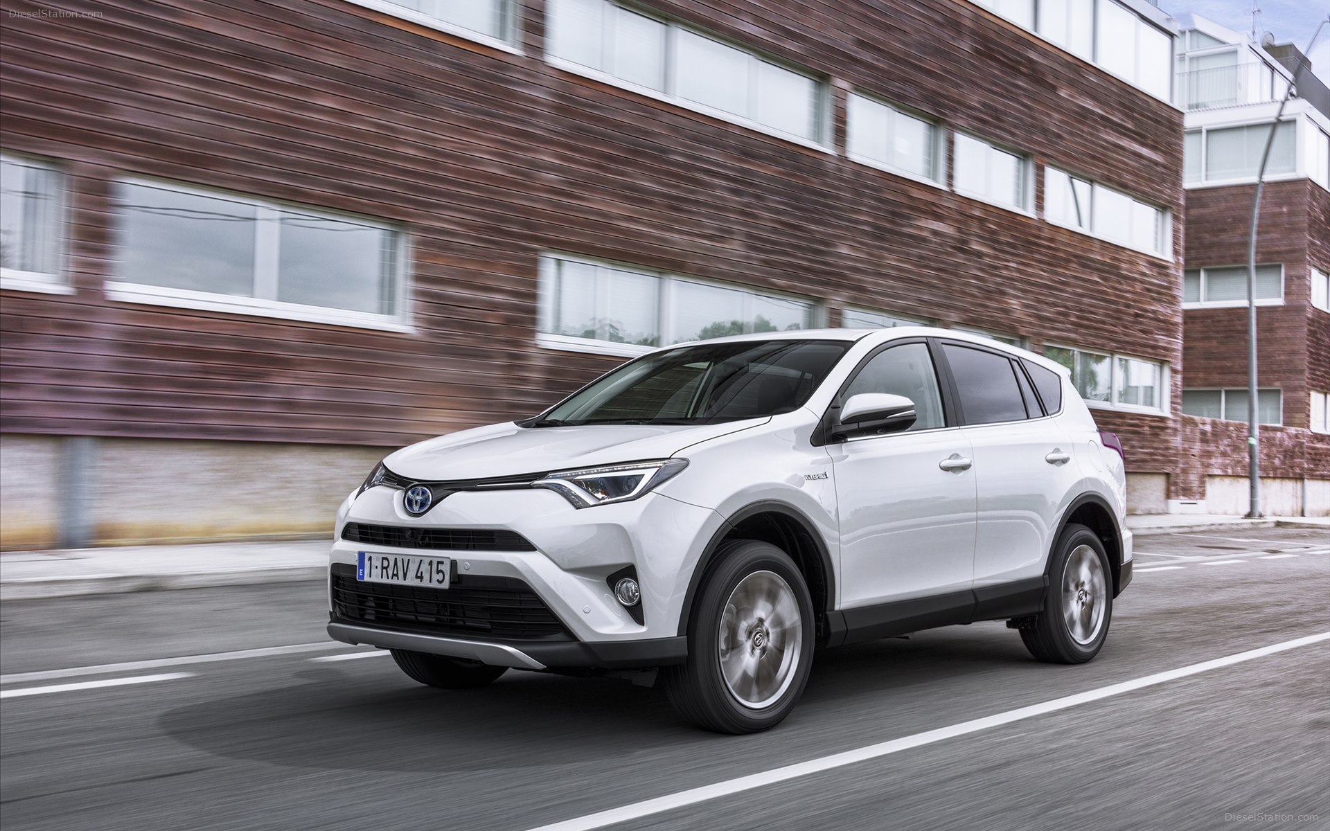 Toyota RAV4 Hybrid 2016