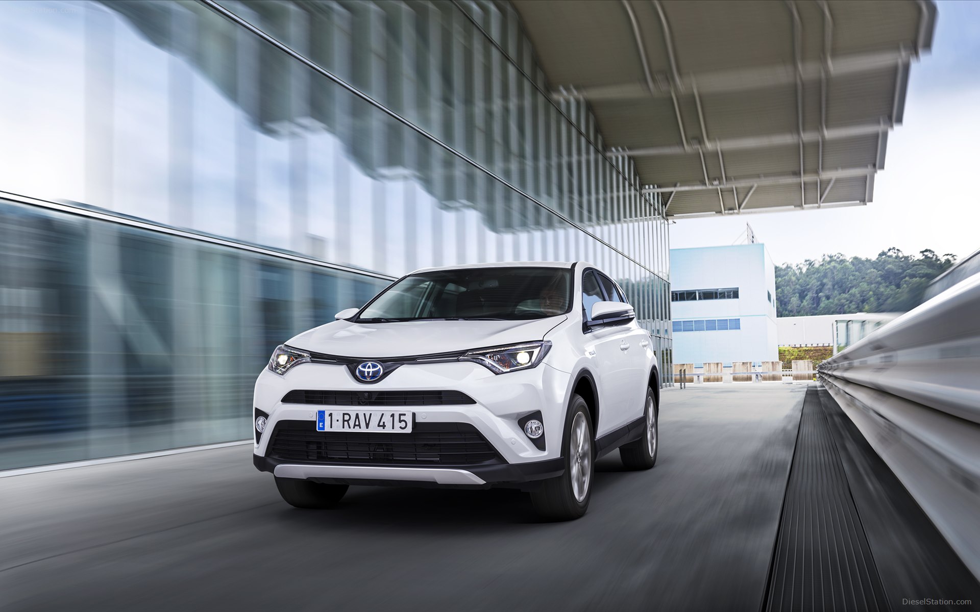 Toyota RAV4 Hybrid 2016