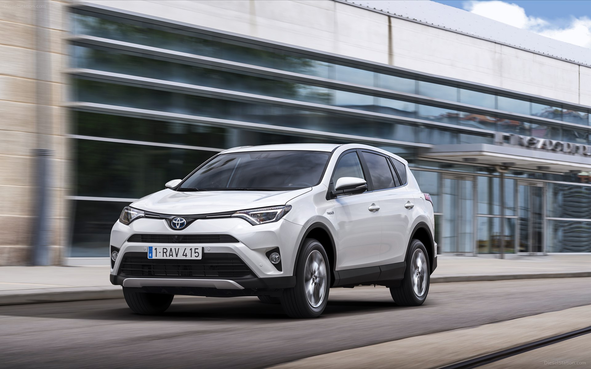 Toyota RAV4 Hybrid 2016