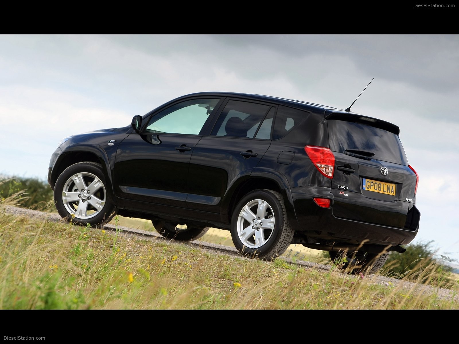 Toyota Rav4 SR180