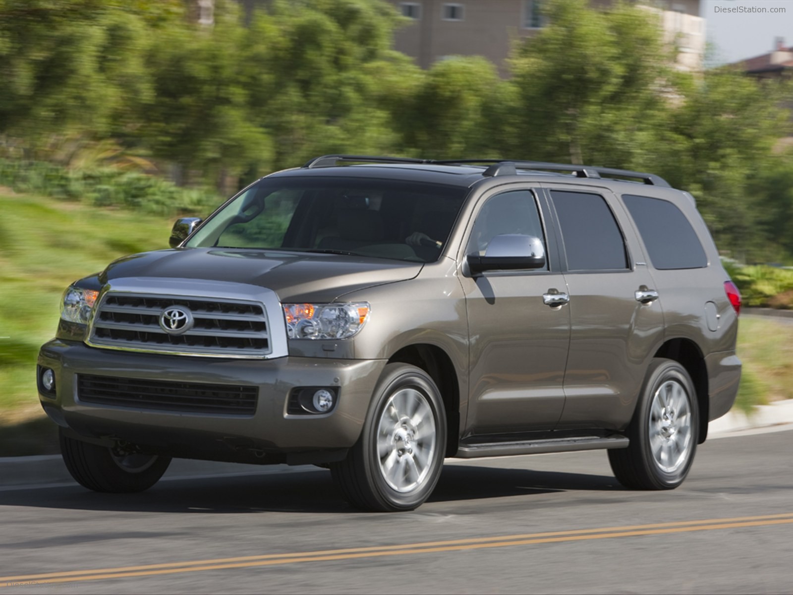 Toyota Sequoia 2011