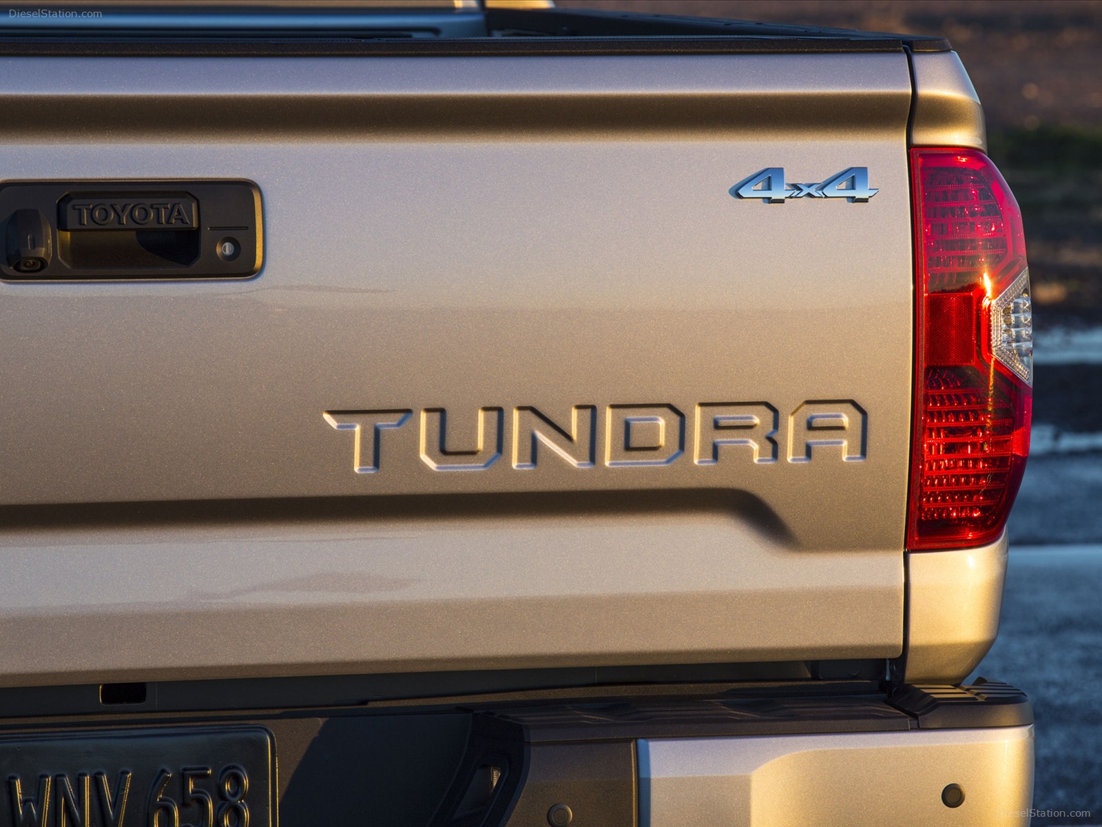 Toyota Tundra 2014