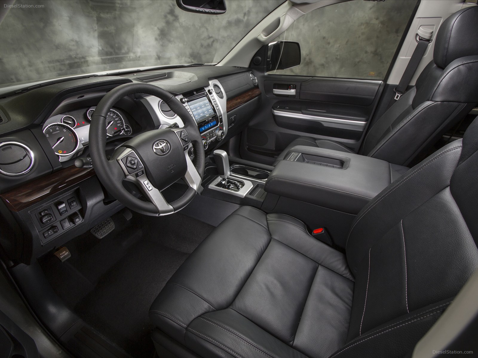 Toyota Tundra 2014