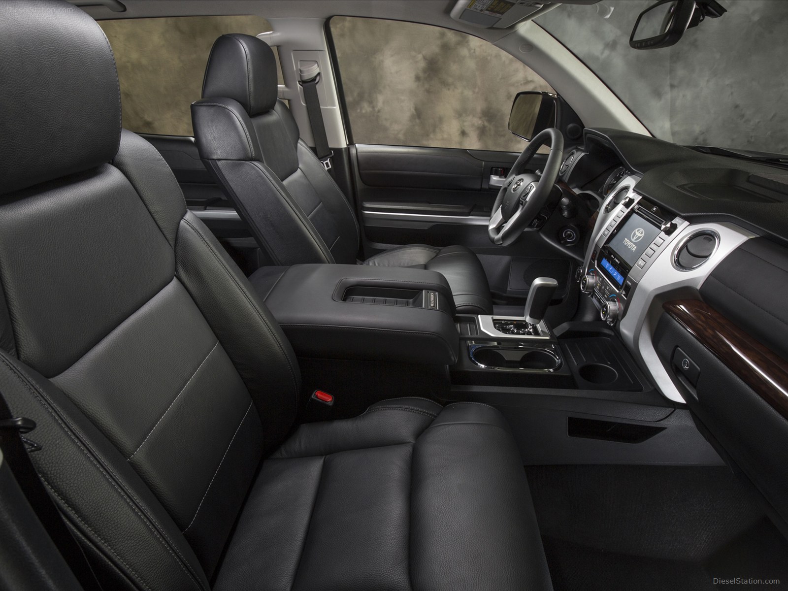 Toyota Tundra 2014