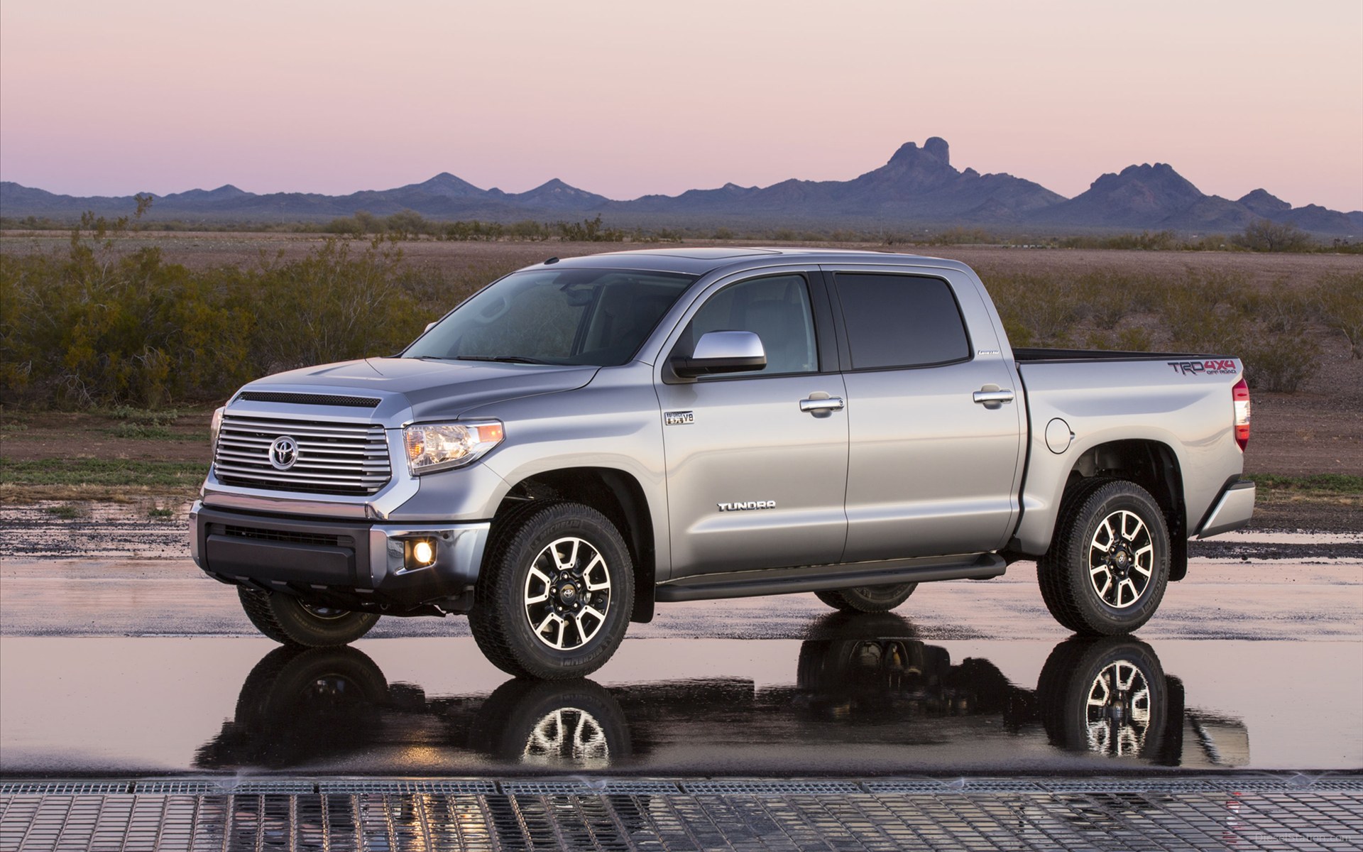 Toyota Tundra 2014