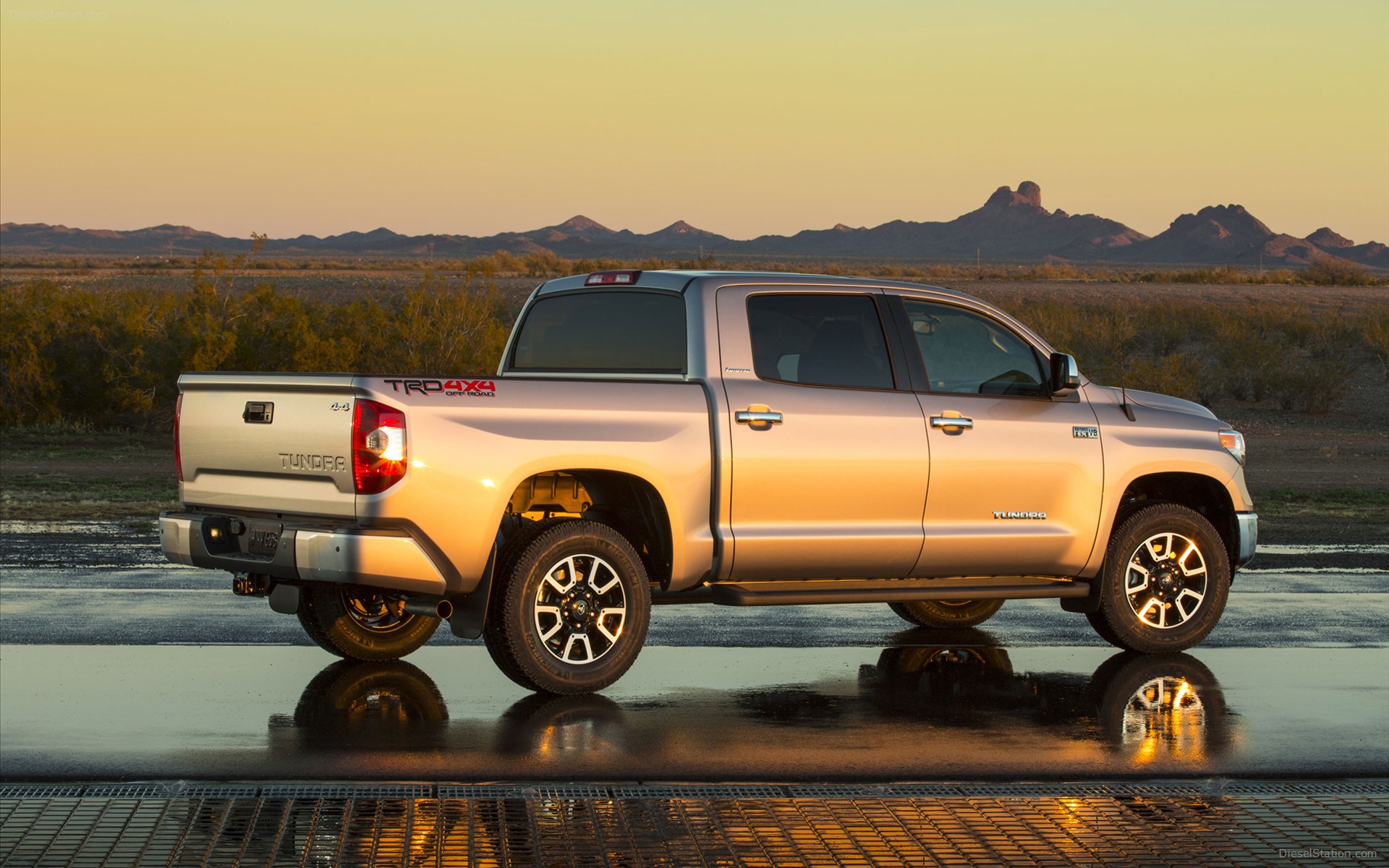 Toyota Tundra 2014