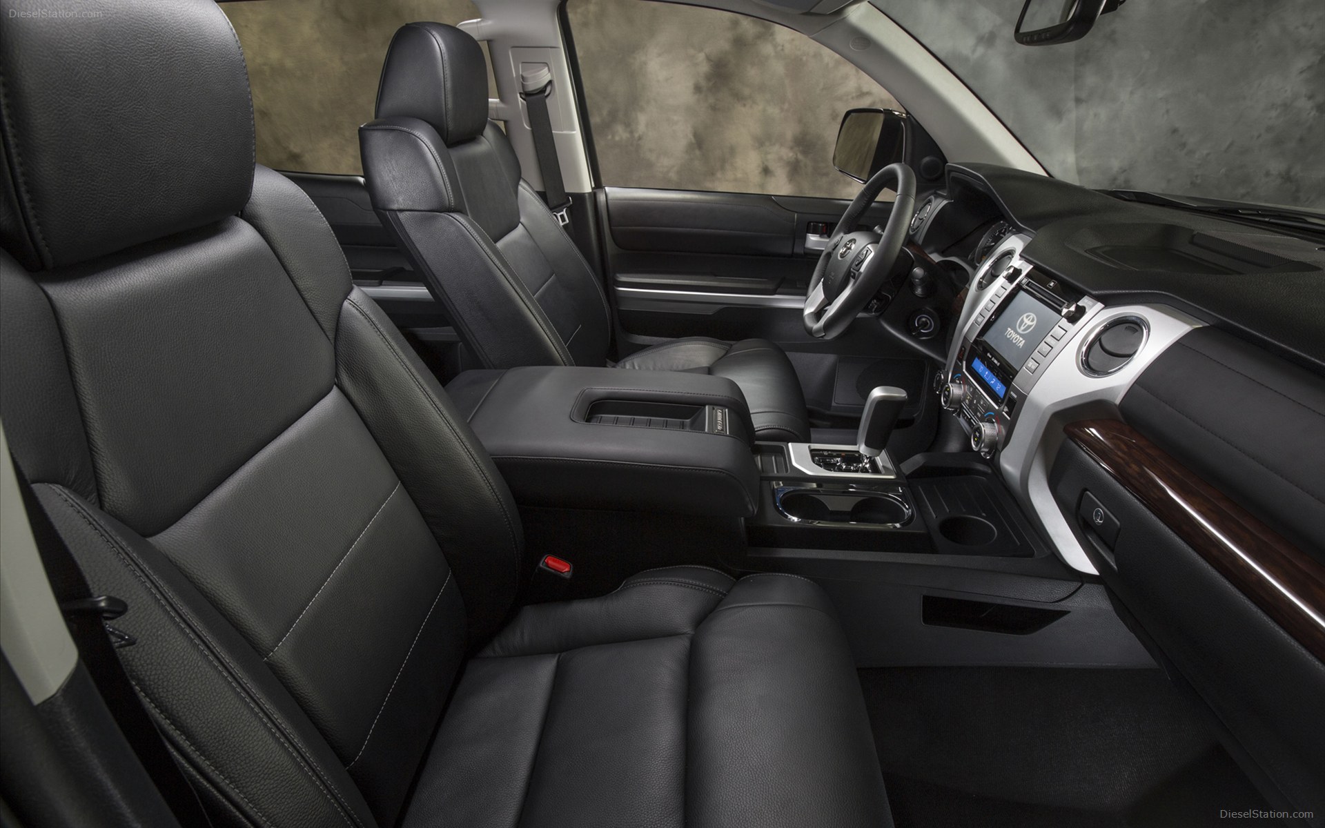 Toyota Tundra 2014