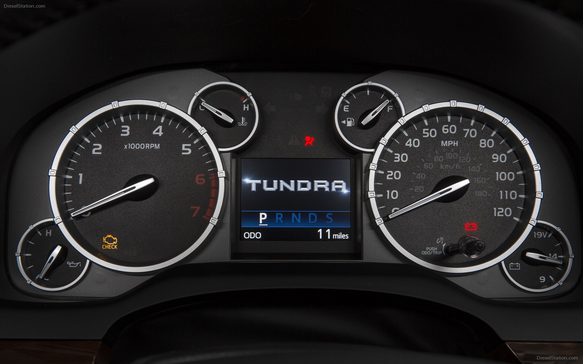 Toyota Tundra 2014
