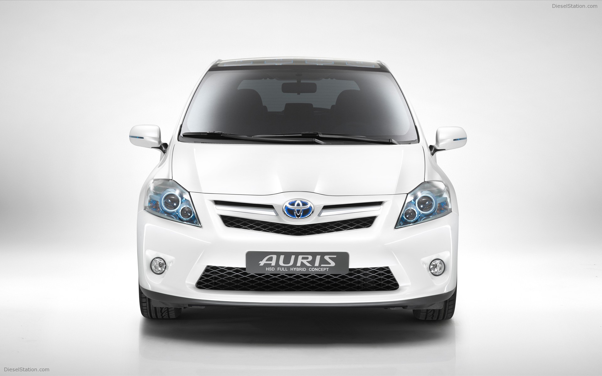 World Premiere Of The Toyota Auris HSD Full Hybrid Concept World Premiere Of The Toyota Auris HSD Full Hybrid Concept