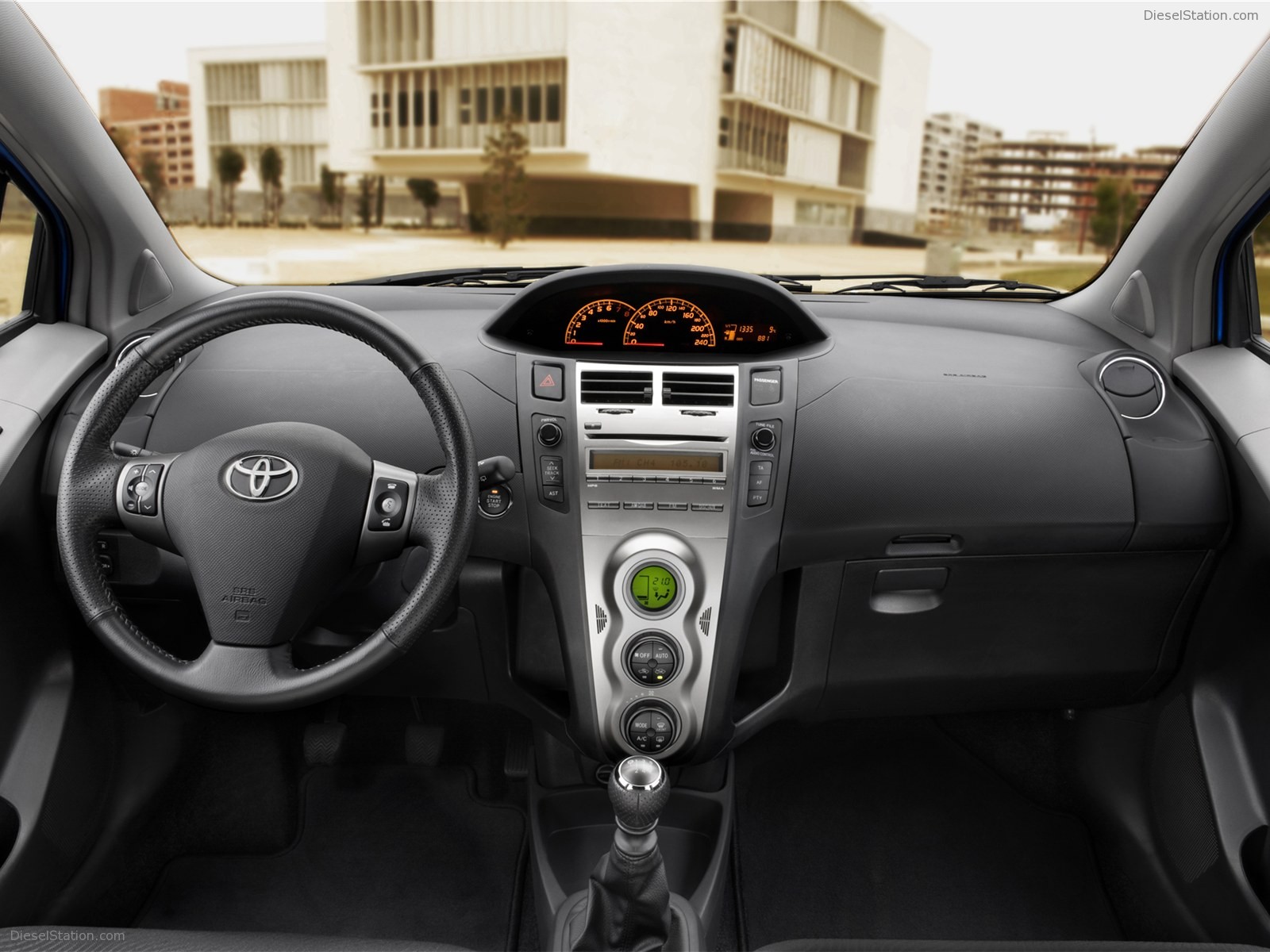 Toyota Yaris 2010