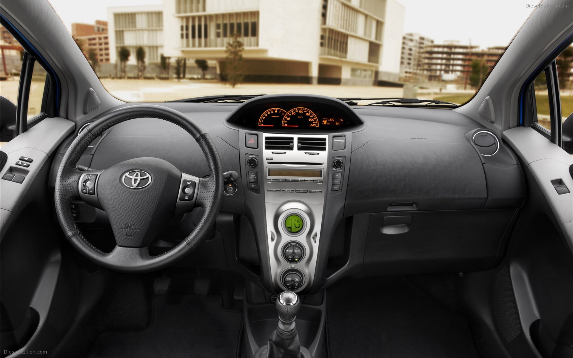 Toyota Yaris 2010