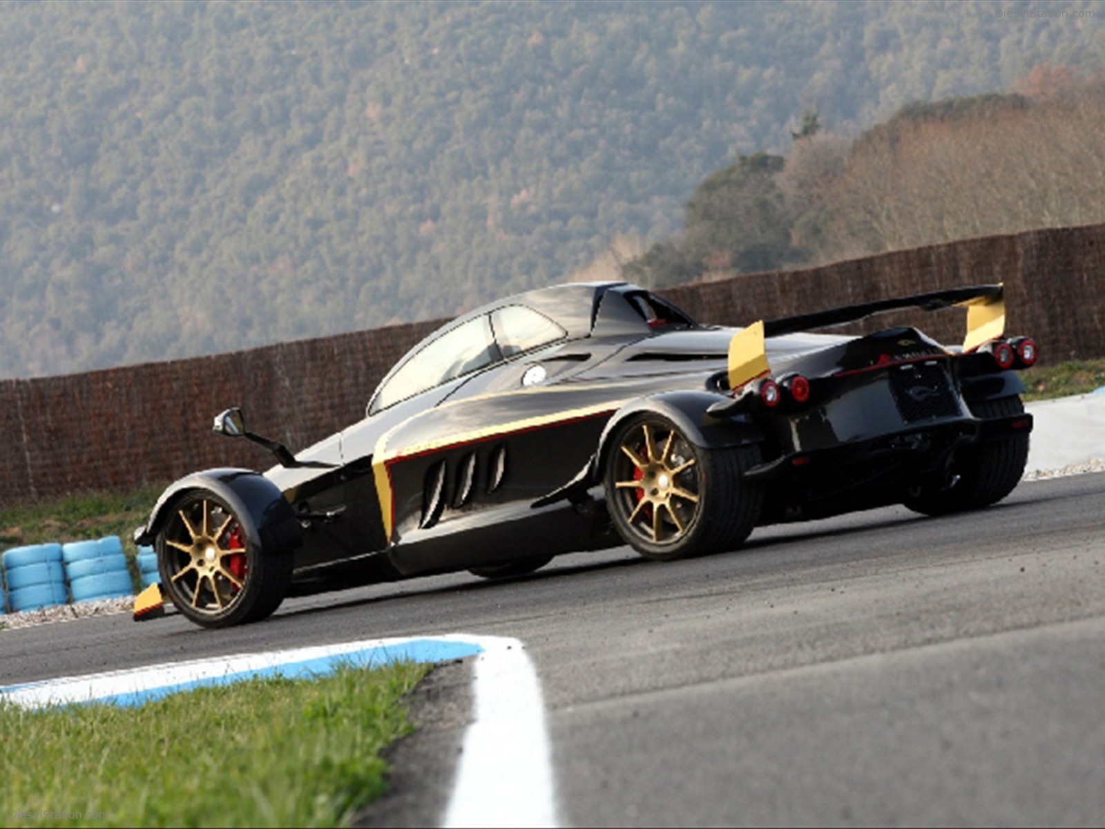 Tramontana R